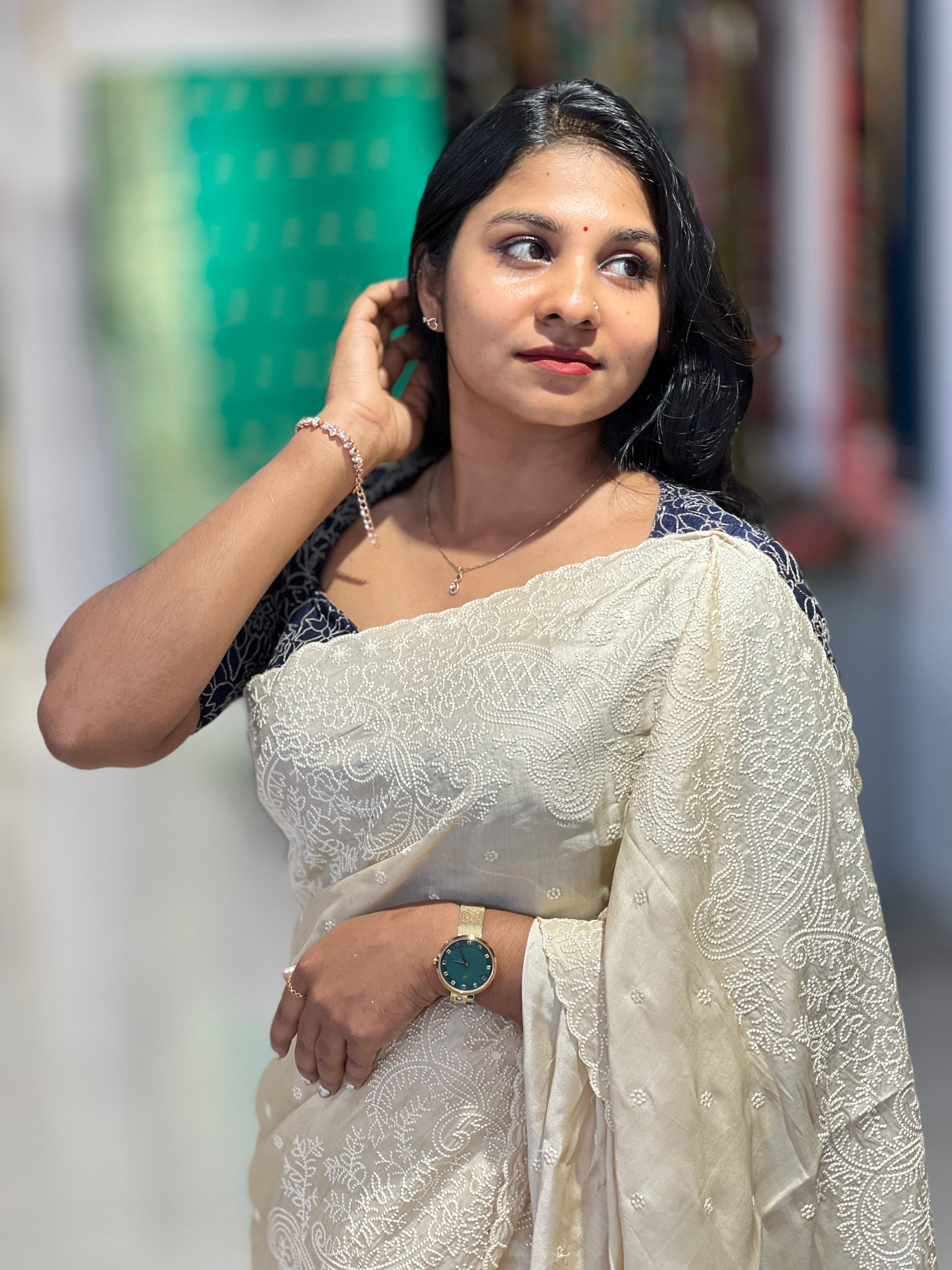 Point Embroidery Paisley Detailed Tussar Finish Saree | SUN330