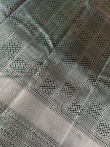 Geometrical Weaving Hand Woven Kanchipuram Saree | OM151