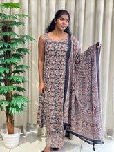 Floral Printed Cotton Kurta Set | IB101