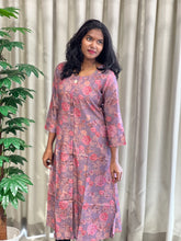 Floral Printed Muslin Finish Kurta | IB114