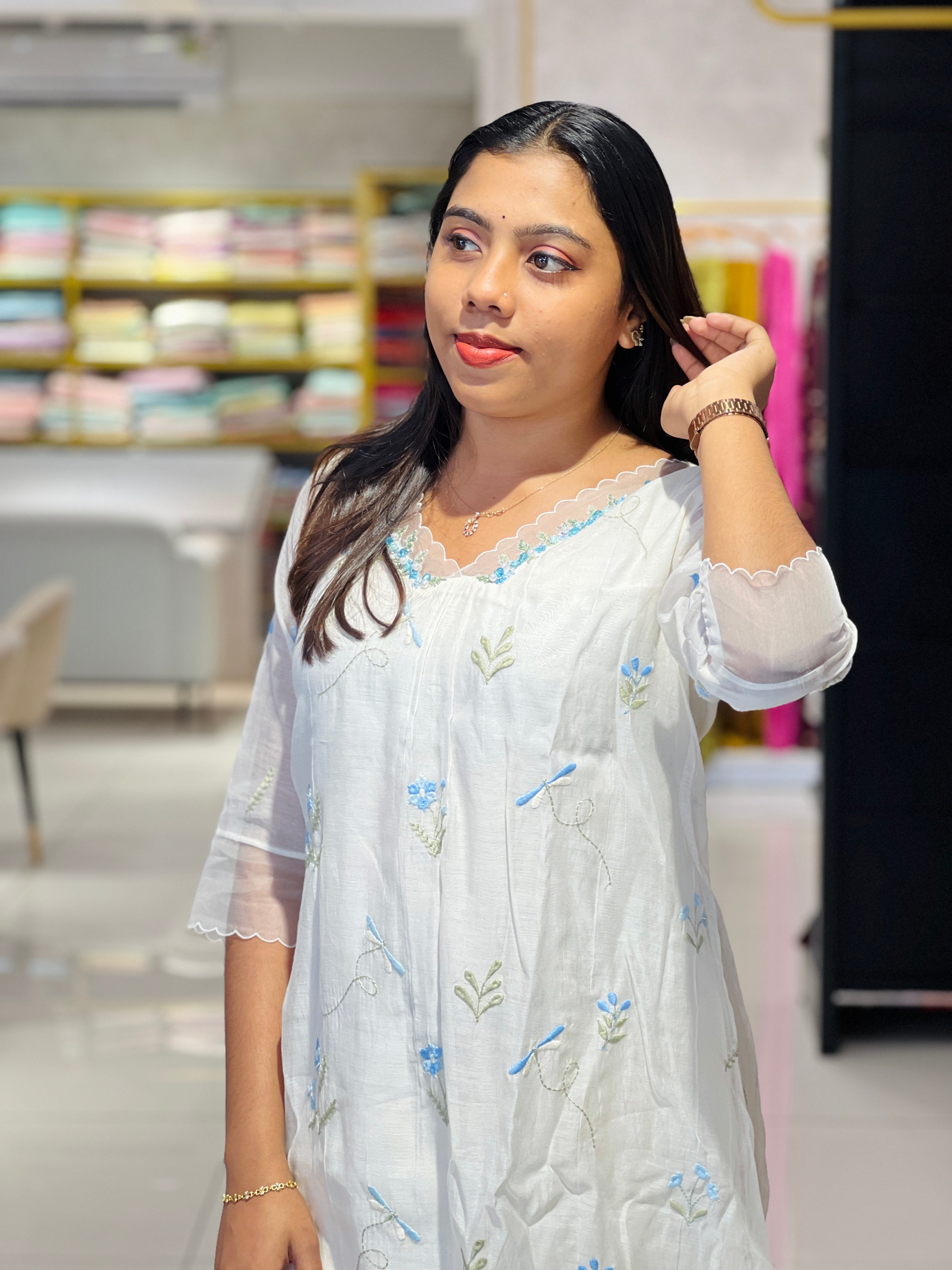 Embroidered  With Sequins Detailed Mul Chanderi Kurta | DNT1205