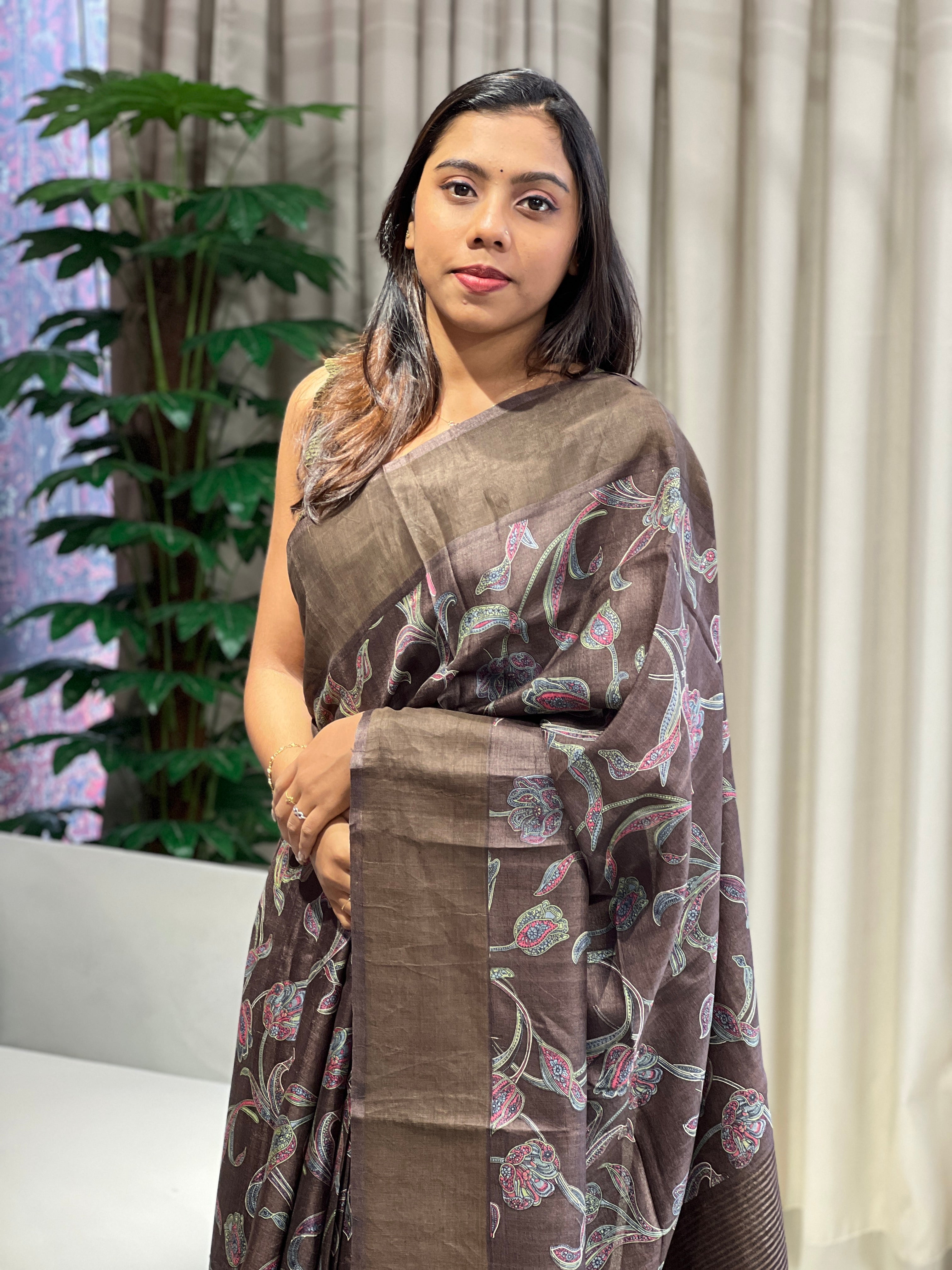 Jaal Patterned Pure Tussar Saree | RGD771