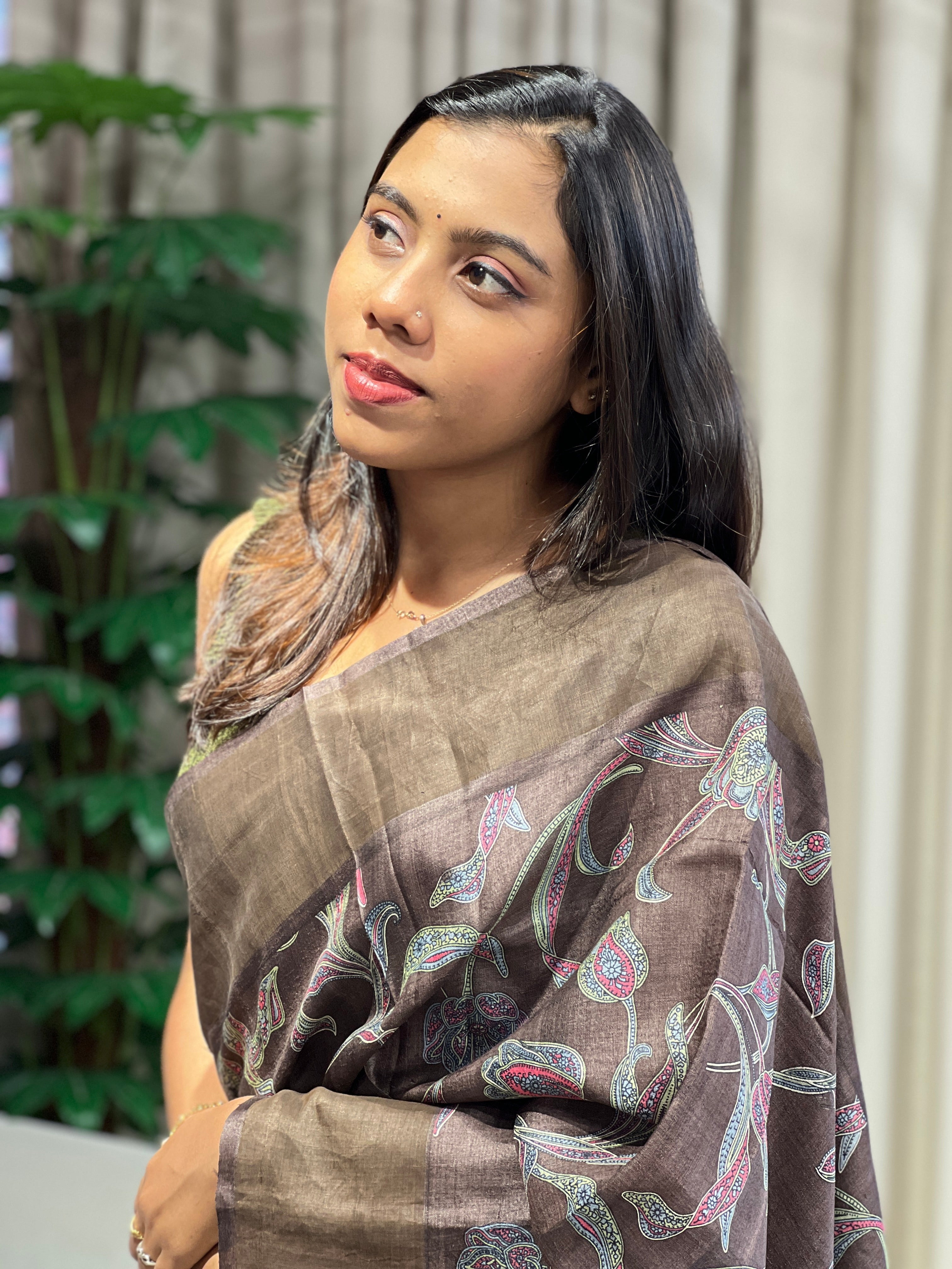 Jaal Patterned Pure Tussar Saree | RGD771