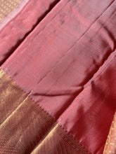 Geometric Patterned Handloom Kanchipuram Saree | OM146