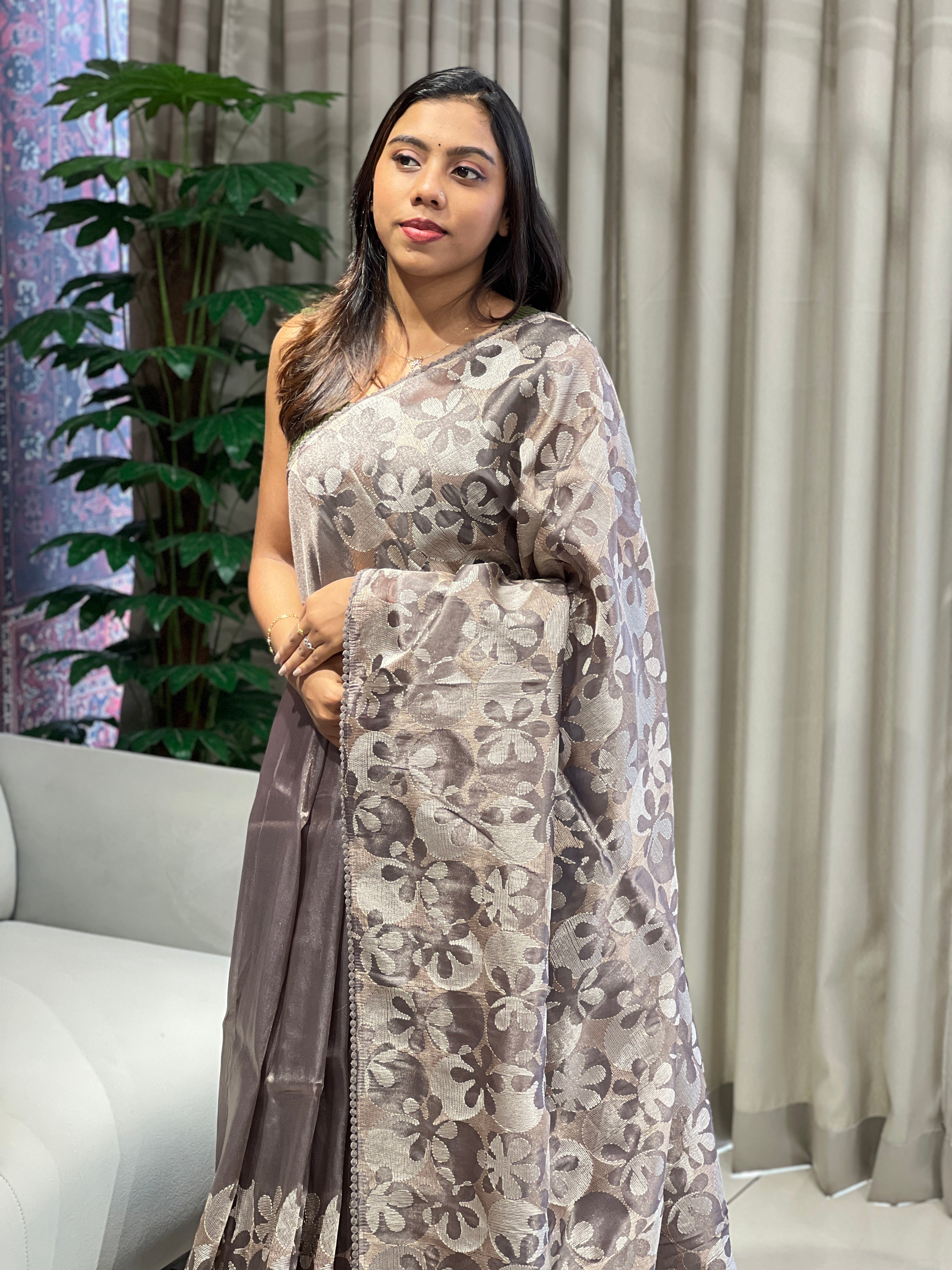 Floral Embroidery Detailed Shimmer Organza Saree | BLD1889