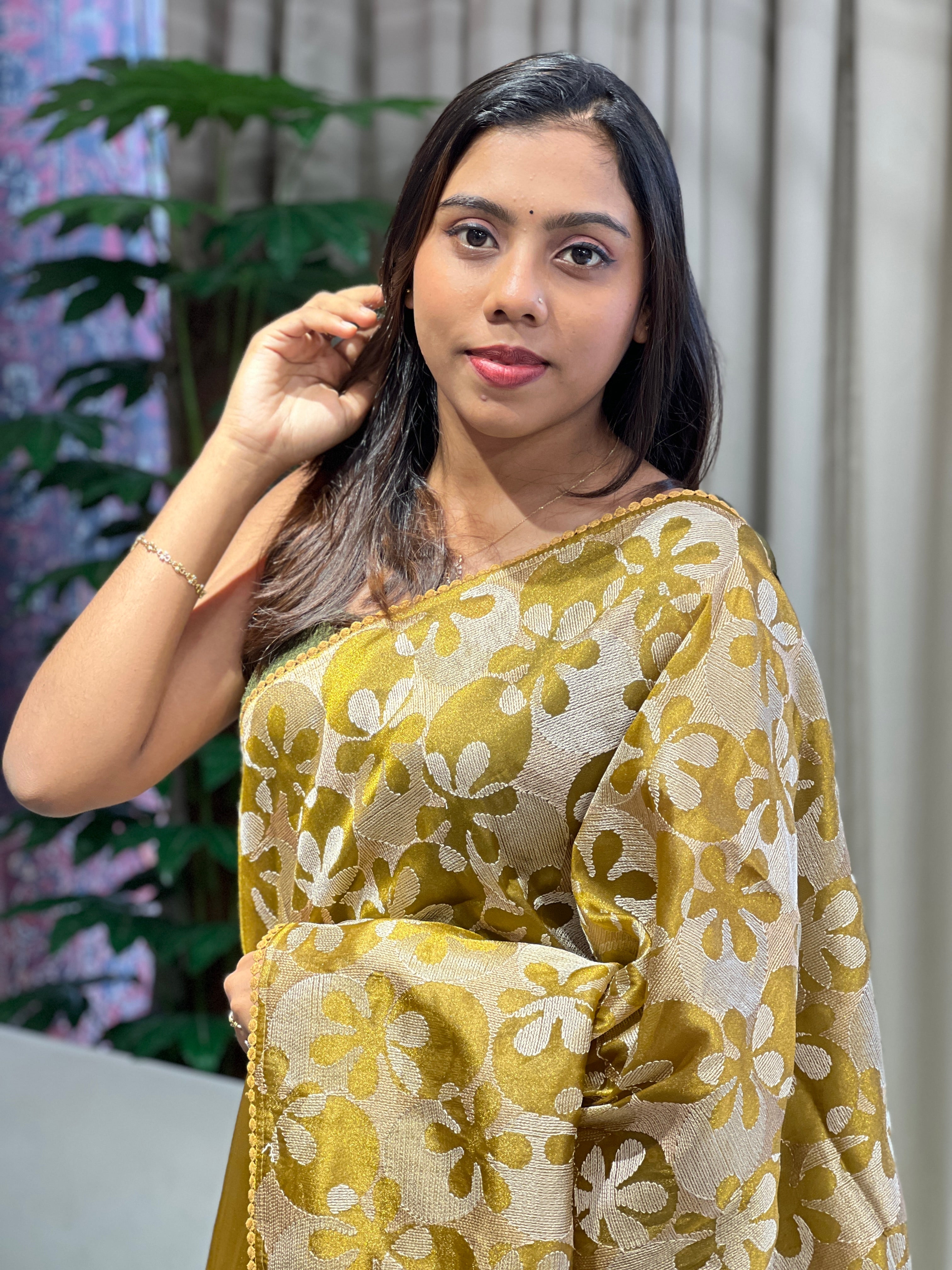 Floral Embroidery Detailed Shimmer Organza Saree | BLD1891