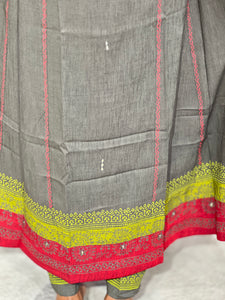 Embroidery Detailed Cotton Kurta and Bottom | IB103