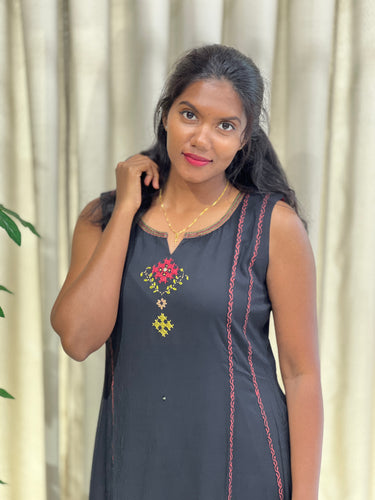 Embroidery Detailed Cotton Kurta and Bottom | IB104