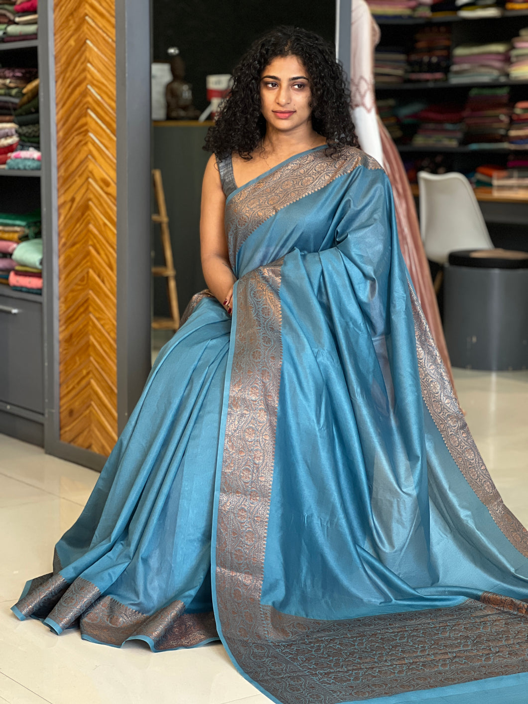 Banarasi Weaved Warm Silk Saree | JBE105