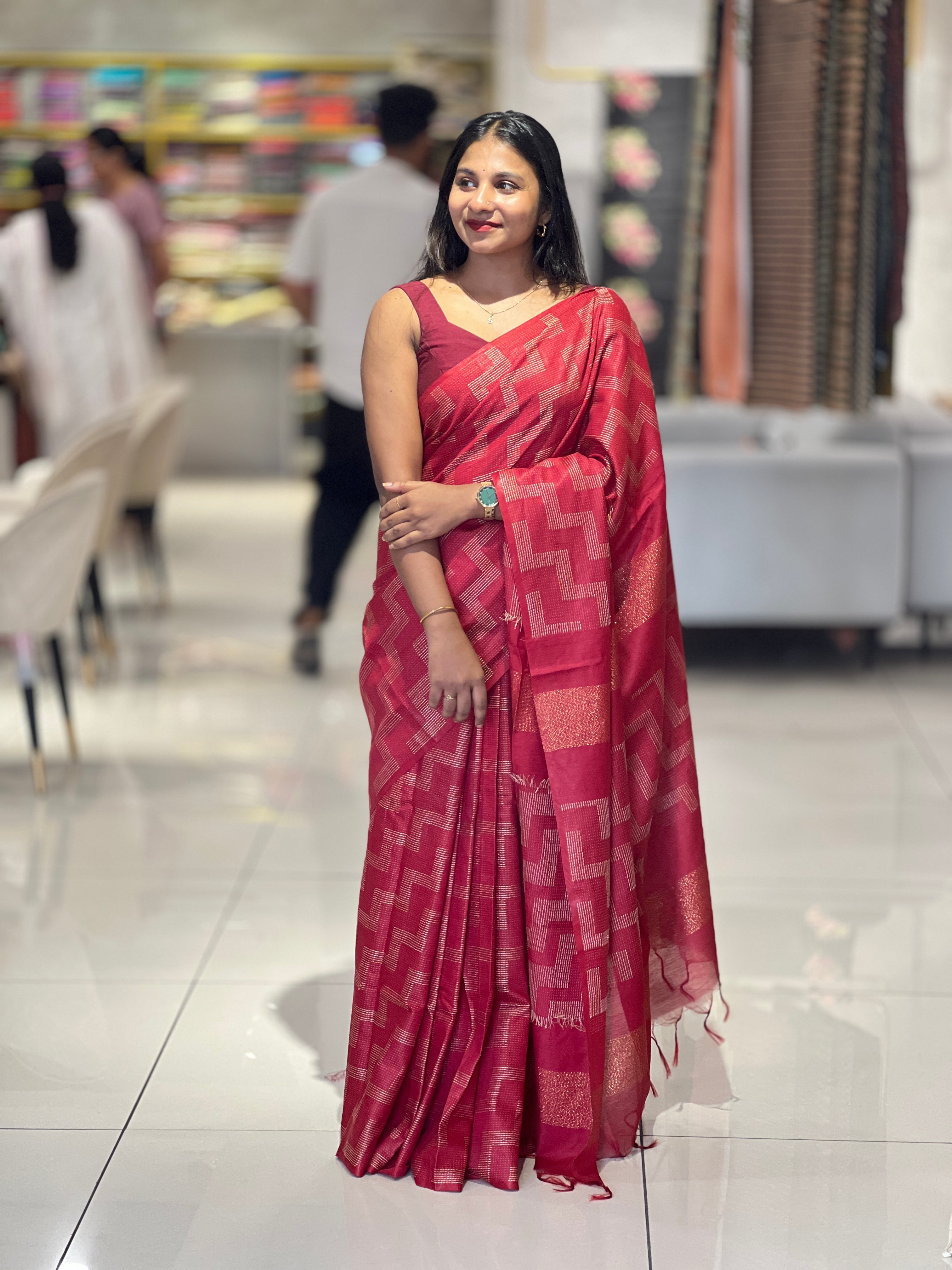 Zig Zag Pattern Weaved Bhagalpuri Linen Saree | NHH186