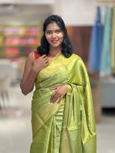 Banarasi Weaving Semi Silk Saree | NN250