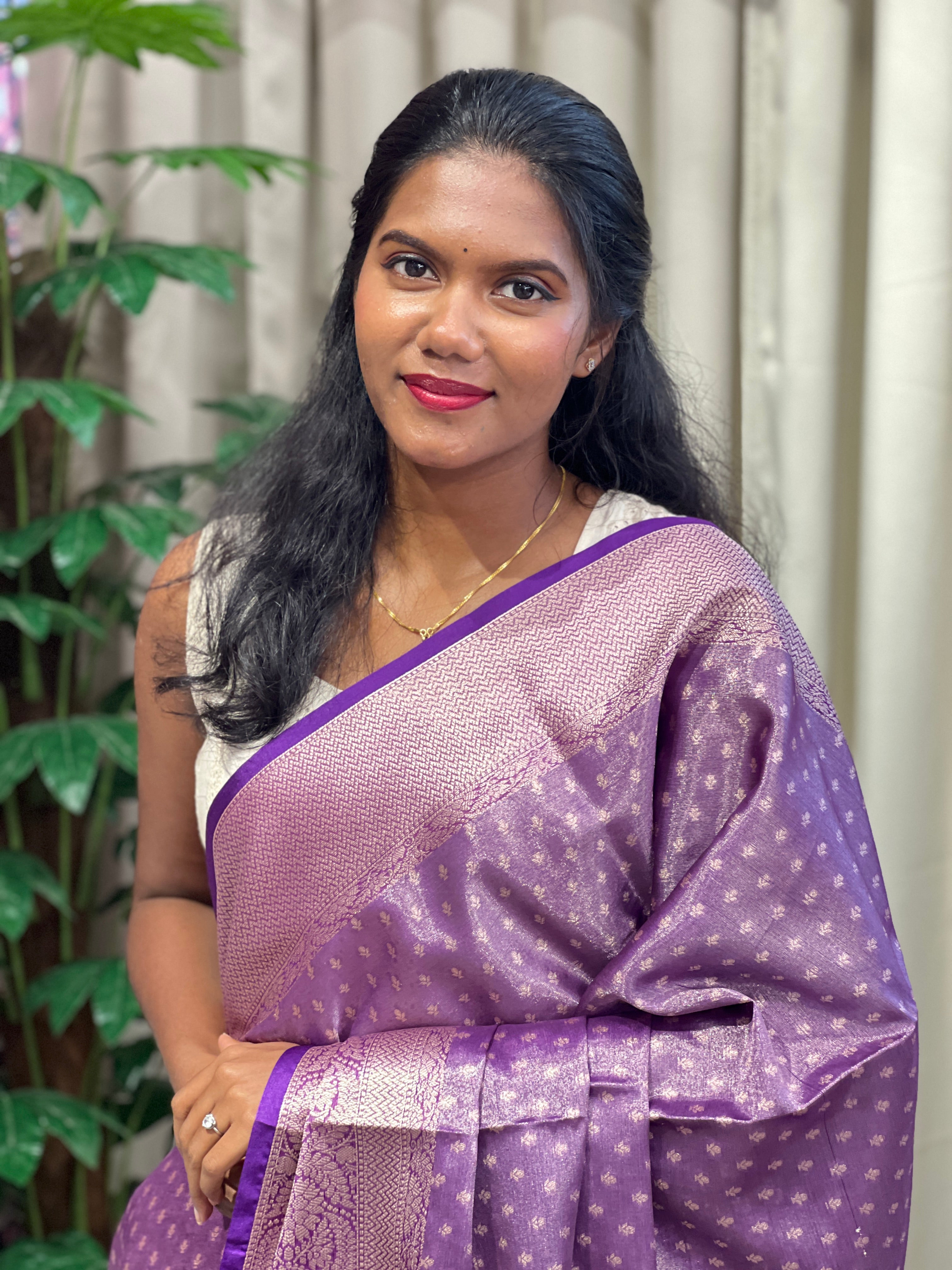 Zari Woven Semi Banarasi Saree | NN478