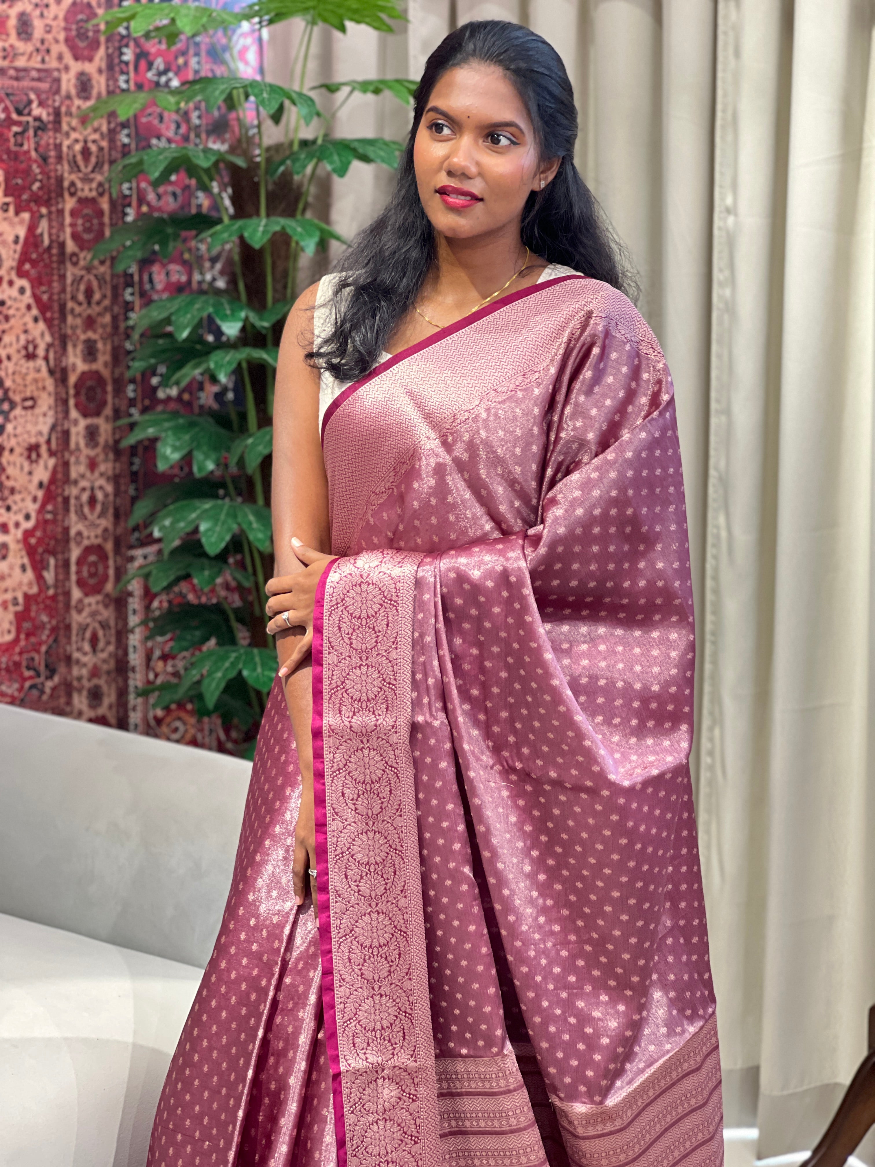 Zari Woven Semi Banarasi Saree | NN476