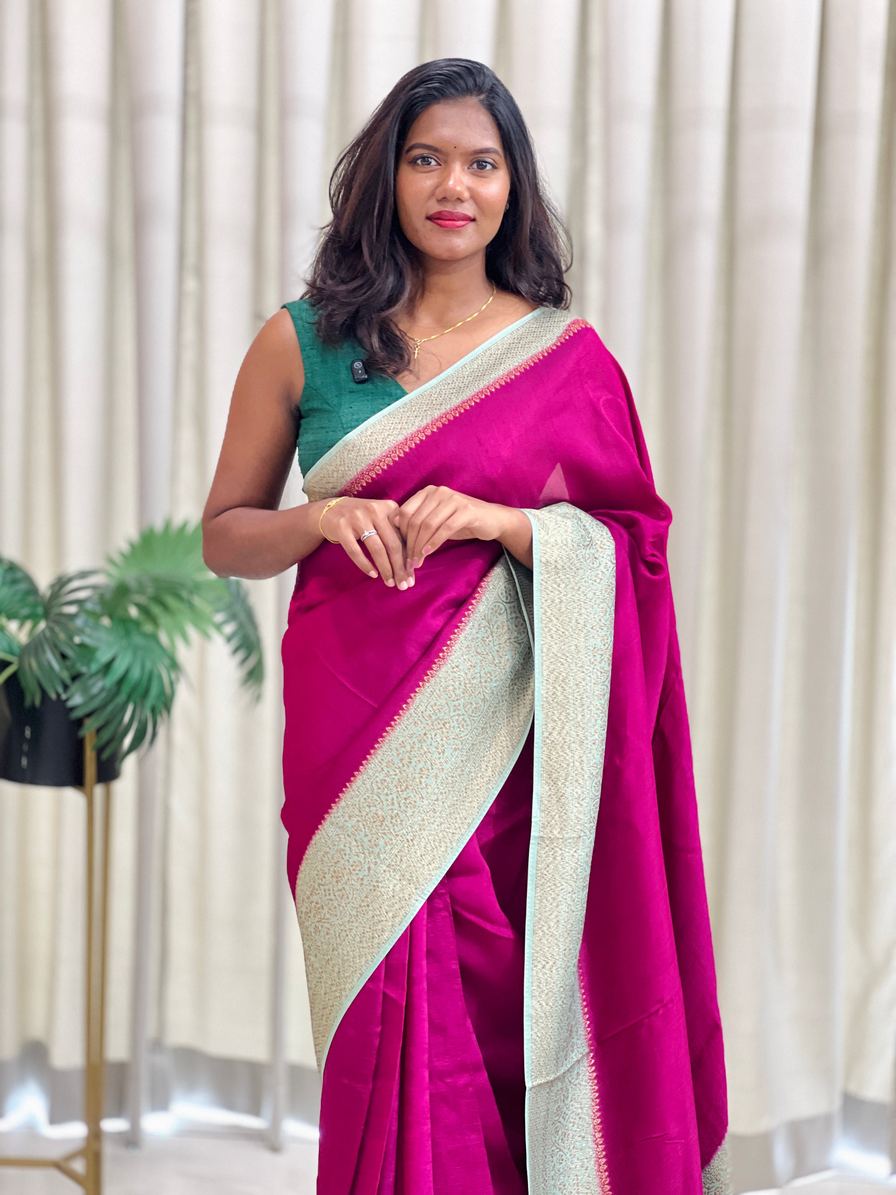 Solid Pattern Tussar Finish Saree | RS108