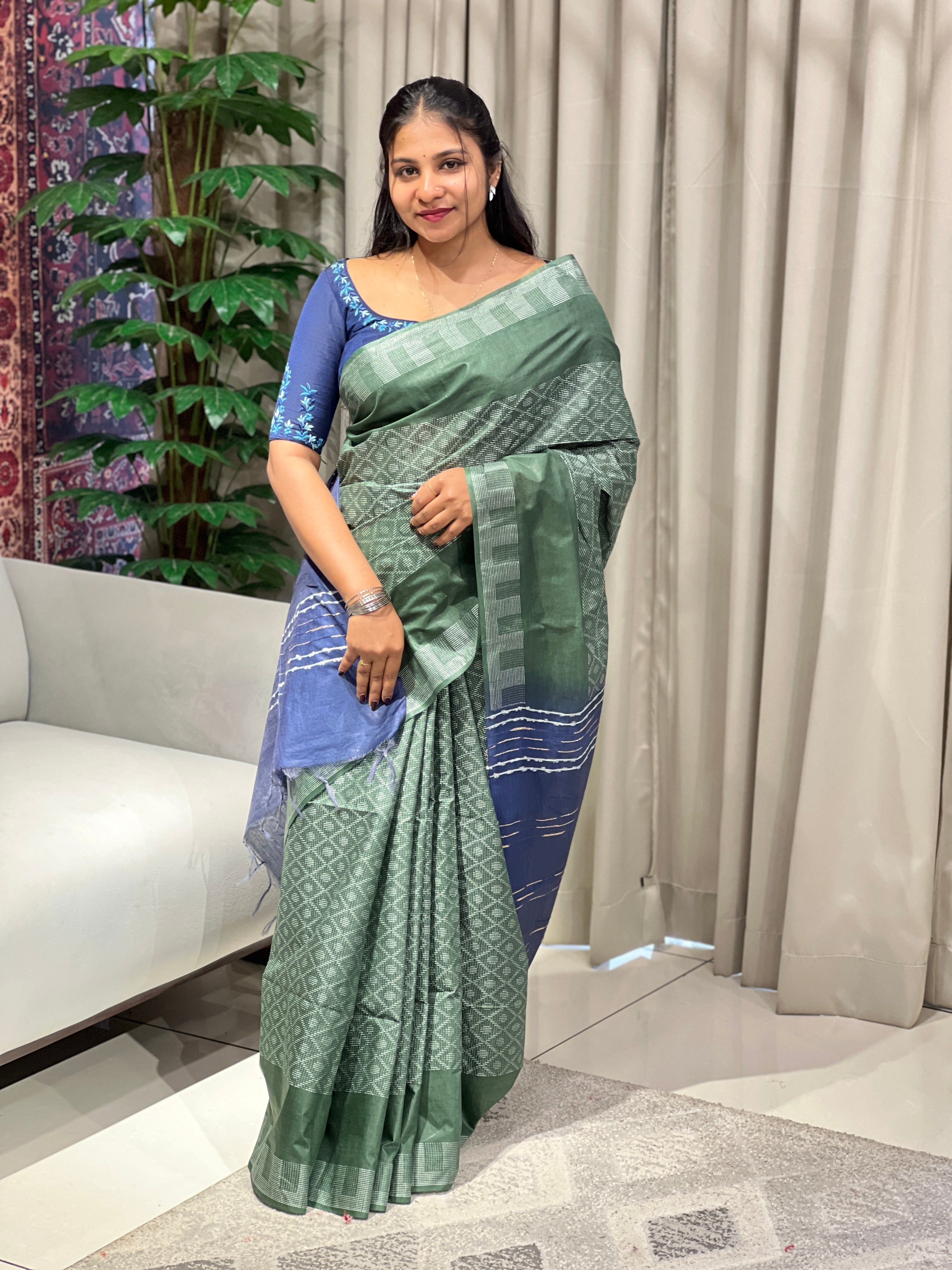 Kantha Weaved Bhagalpuri Linen Saree | DLS261