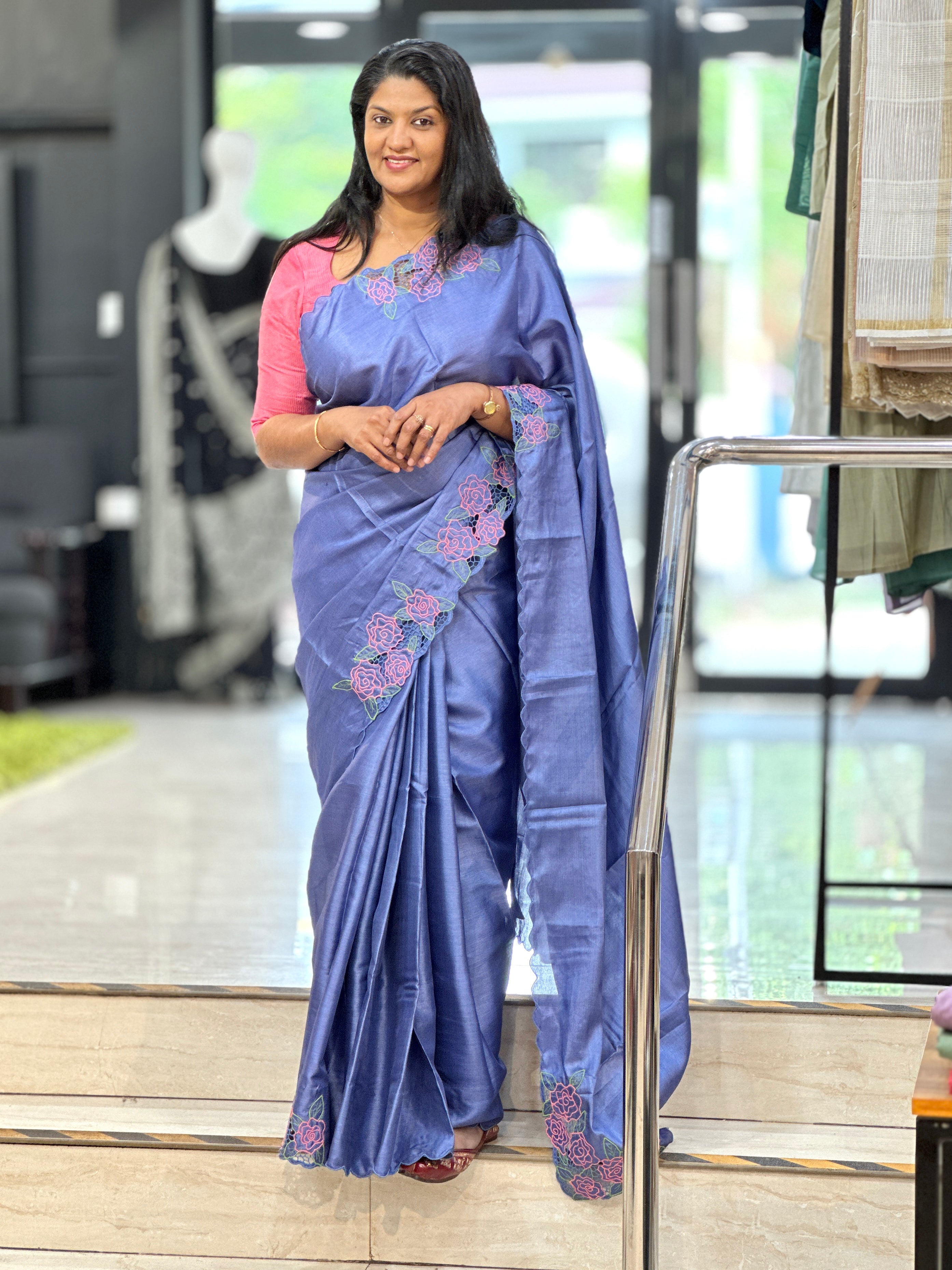 Floral Twine Cutwork Placement Detailed Tussar Silk Saree | TC474