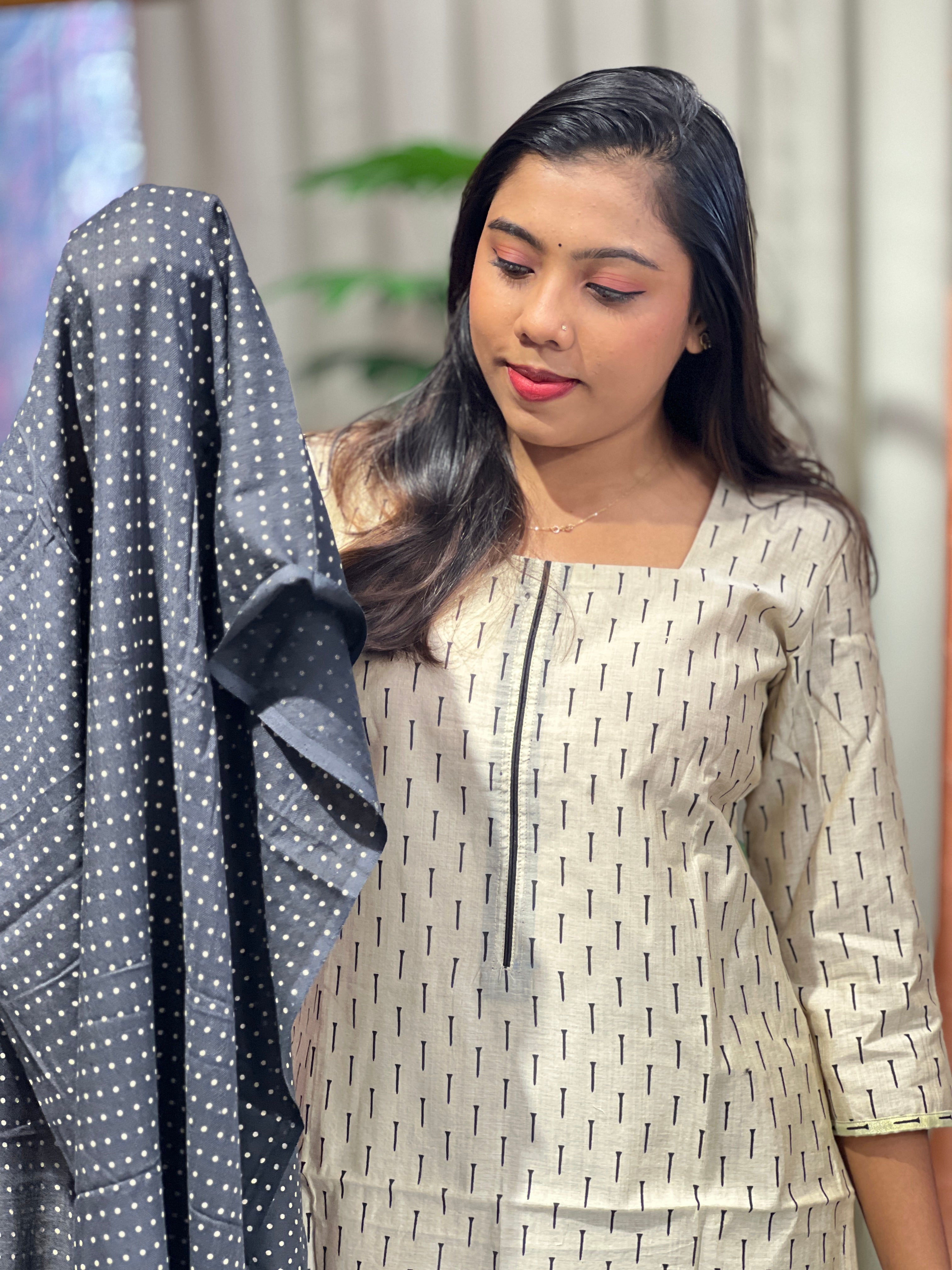 Printed Pattern Chanderi Kurta Set | DNT1183