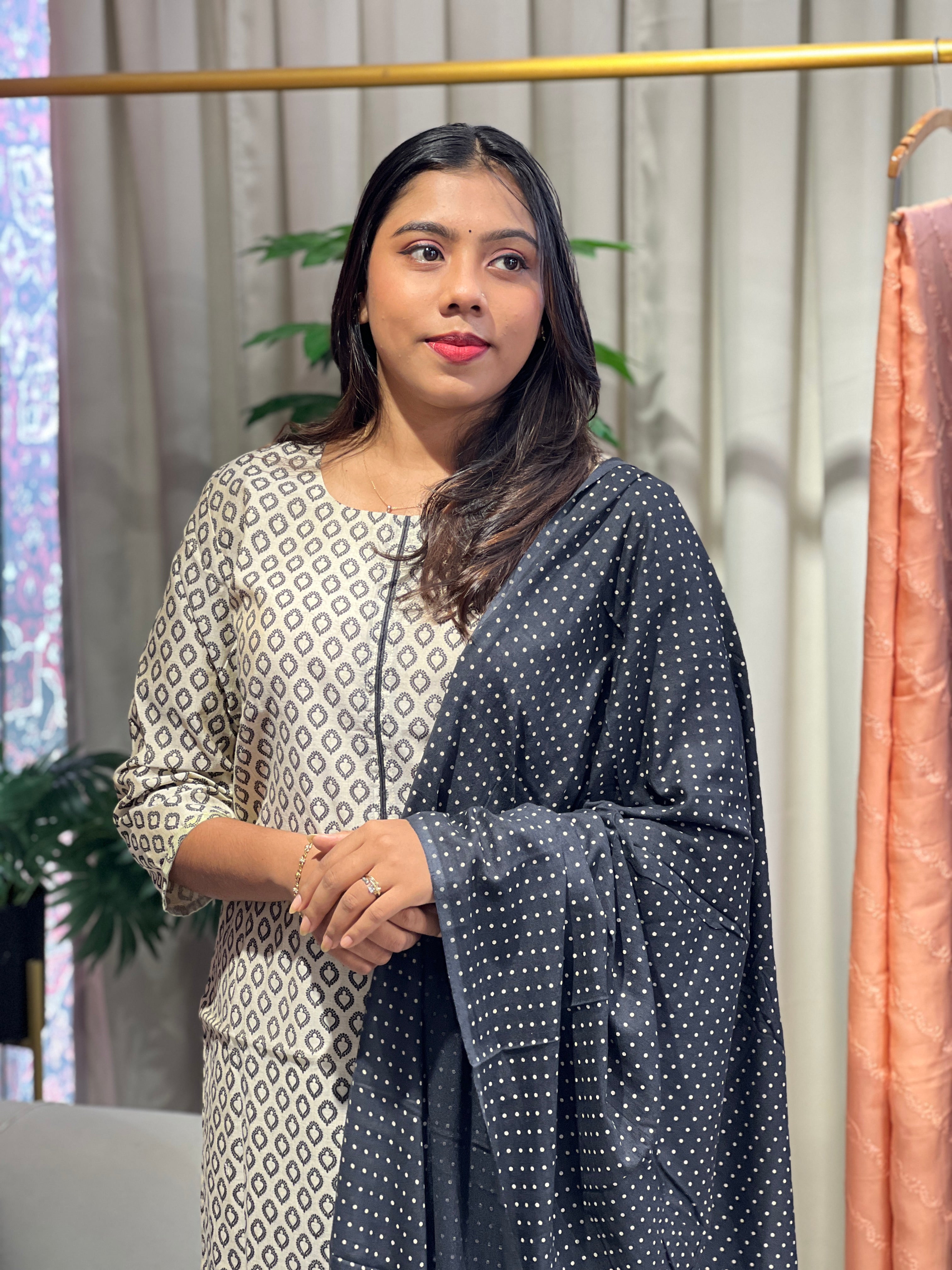 Printed Pattern Chanderi Kurta Set | DNT1182