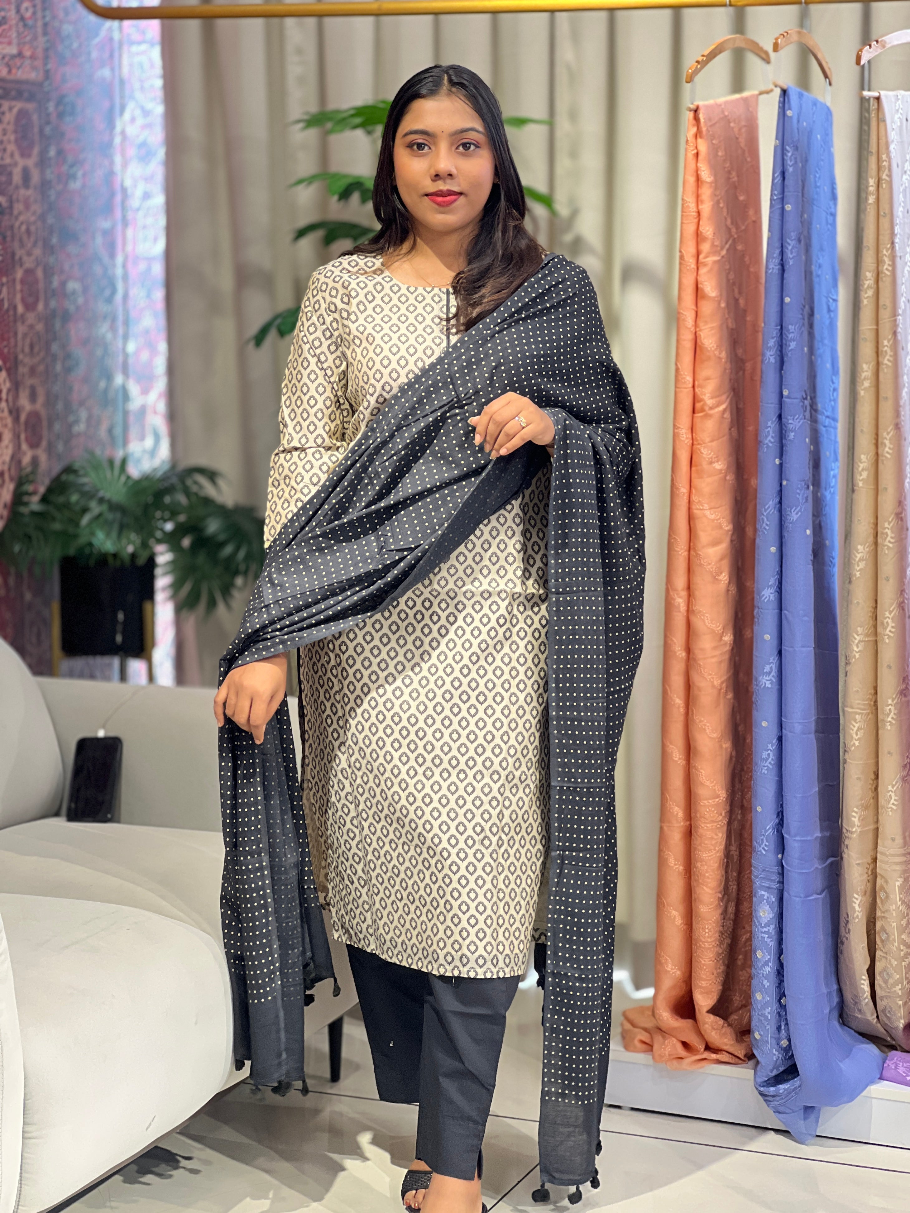 Printed Pattern Chanderi Kurta Set | DNT1182