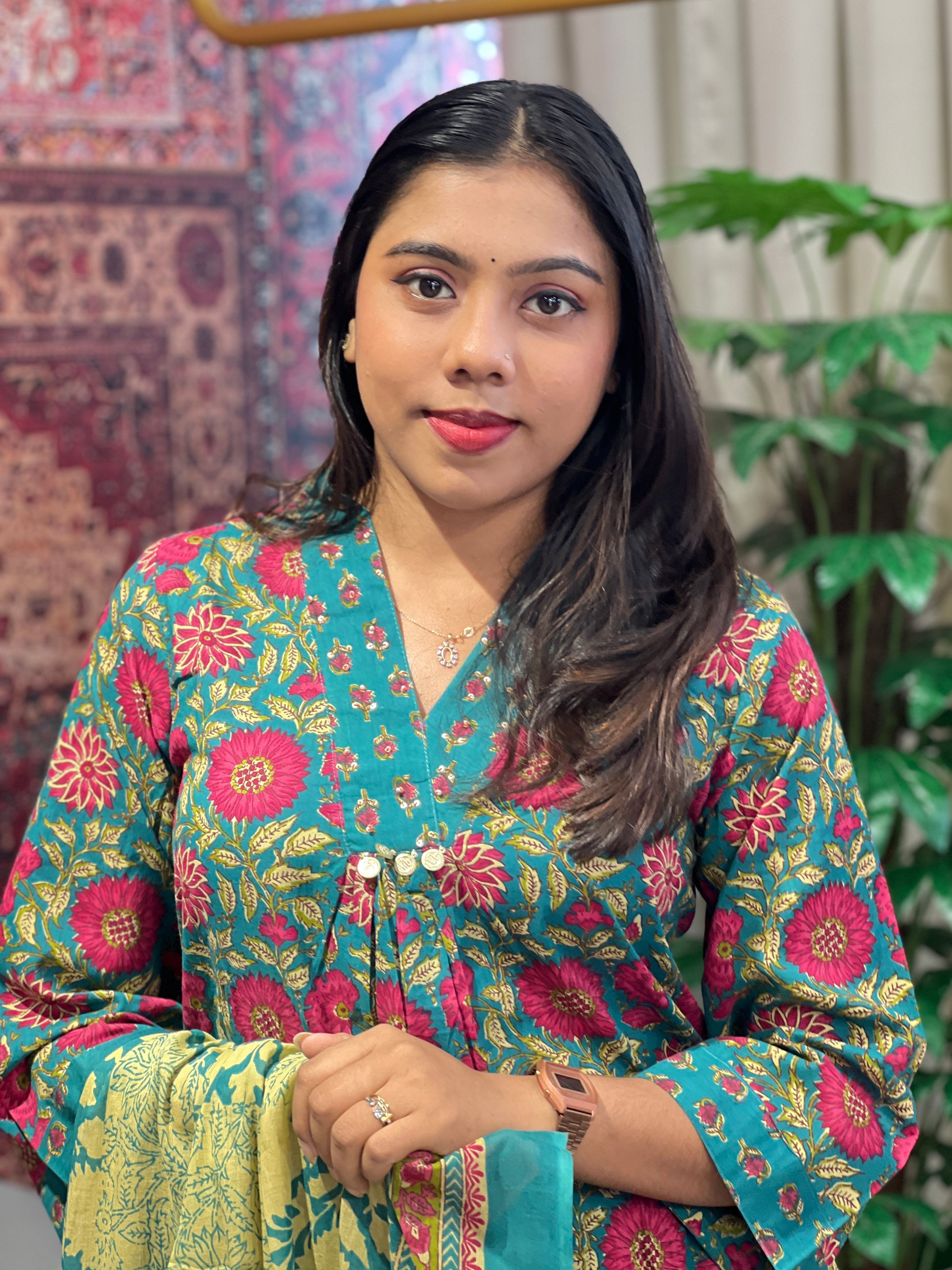 Floral Printed Pattern Cotton Kurta Set | OMF185