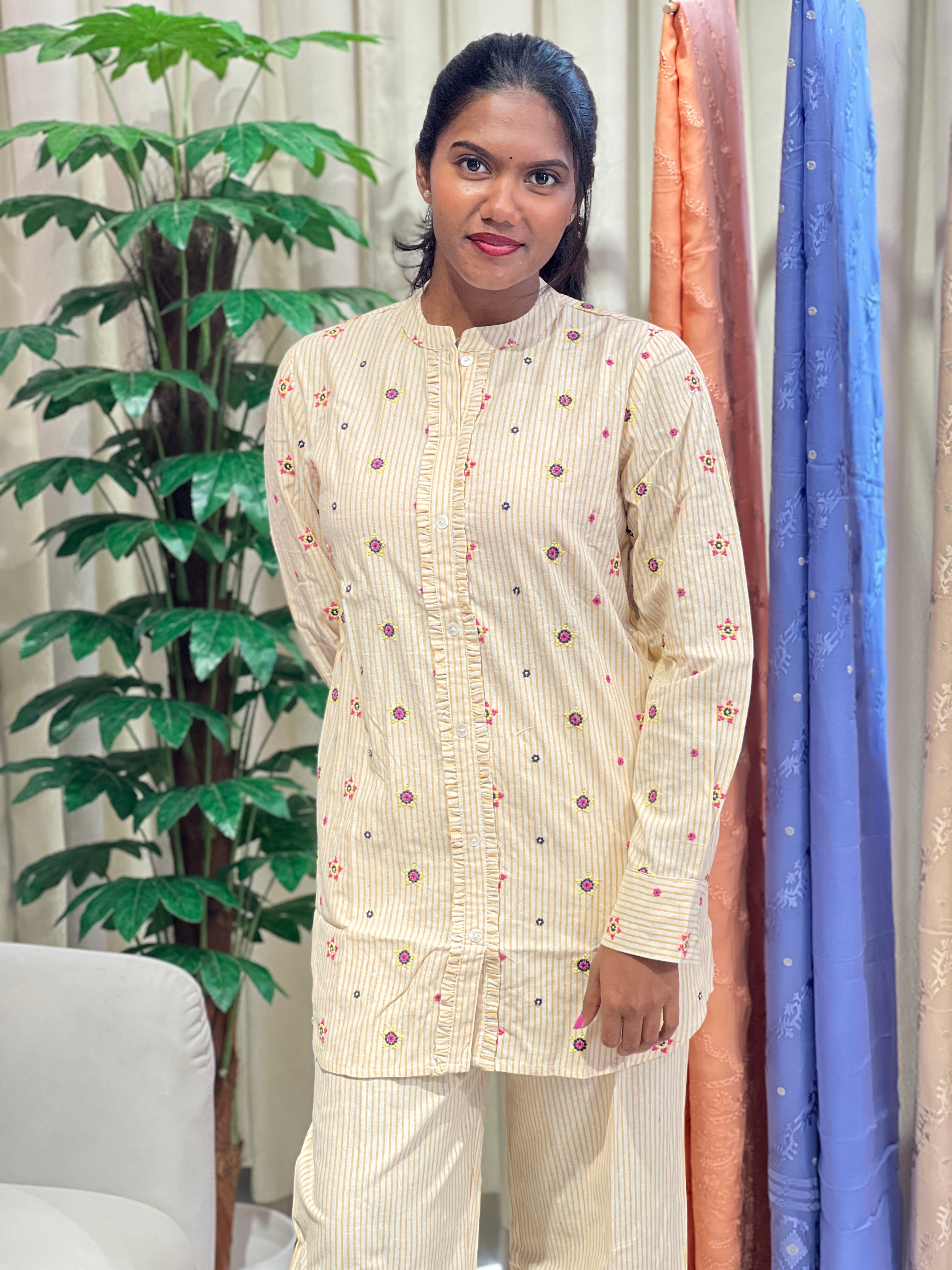 Machine Embroidered Linen Cotton Cord Set | OMF192