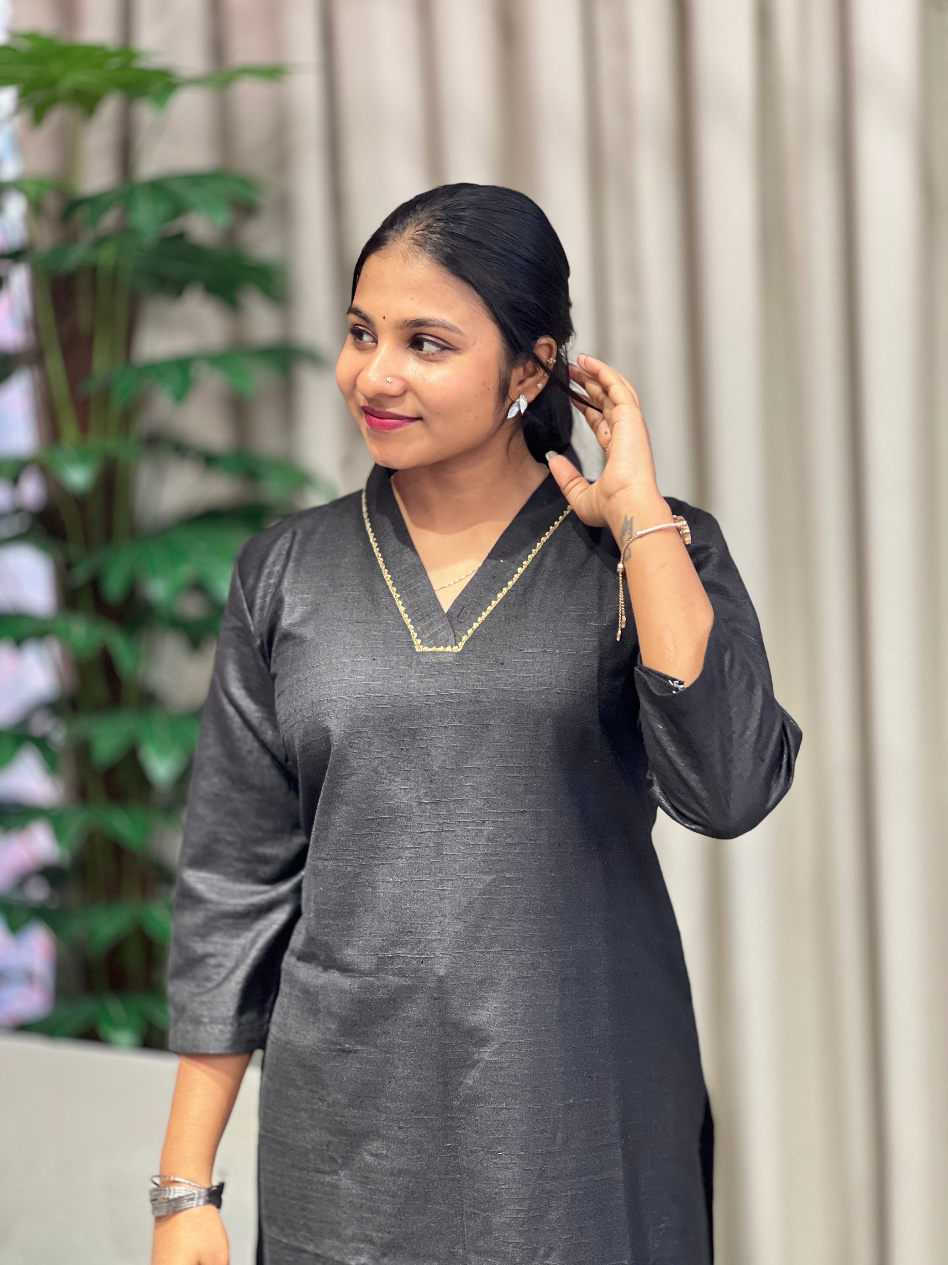 Zari Woven Cotton Kurta | DNT982