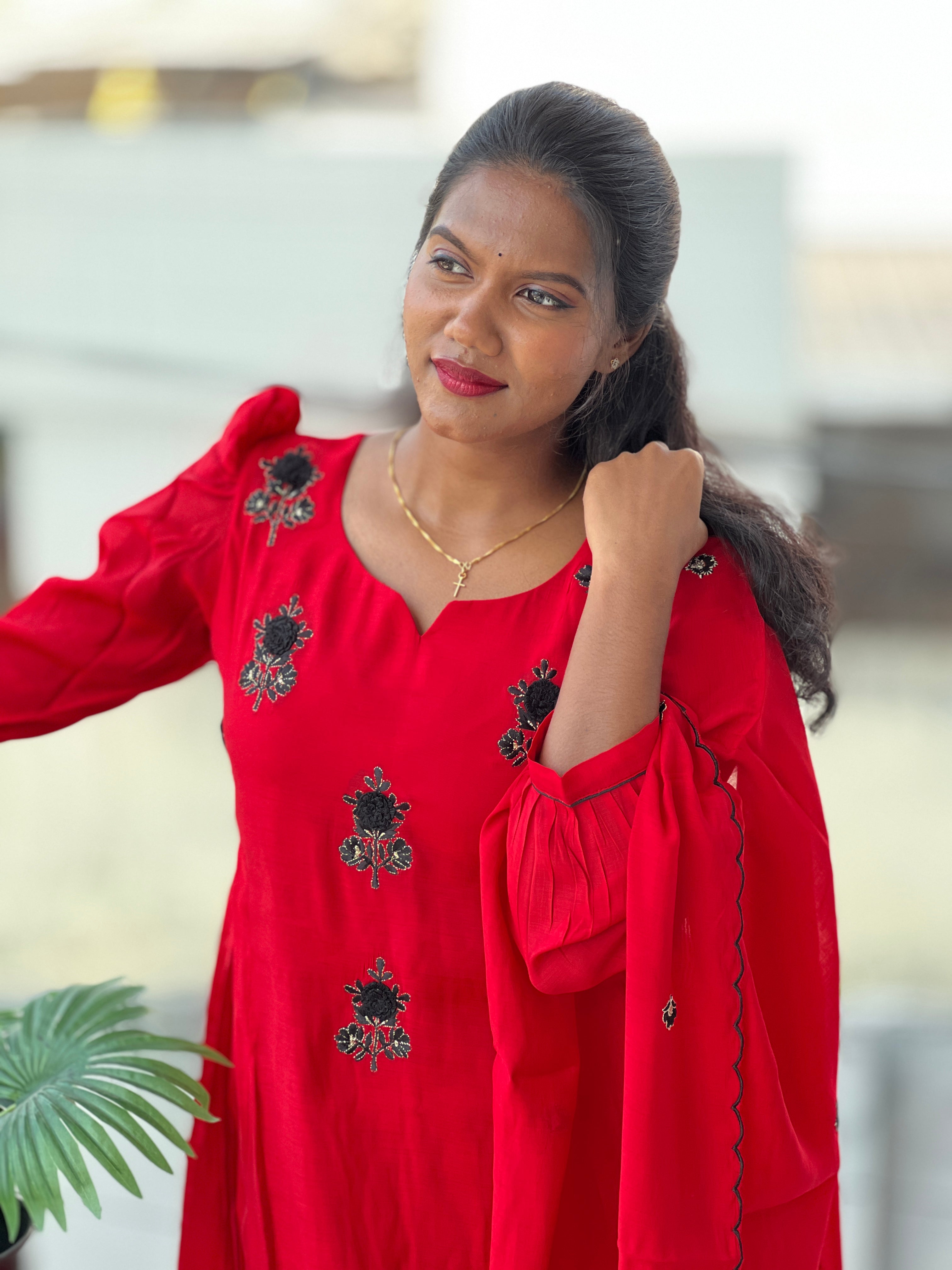 Machine Embroidery Detailed Muslin Finish Kurta Set | NAI159