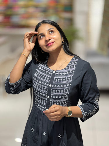 Machine Embroidery Detailed Cotton kurta | PGI176