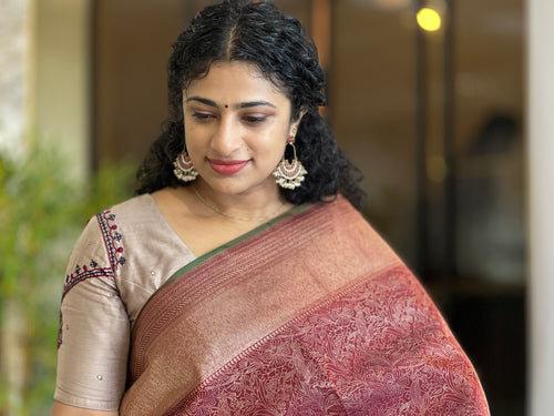 Pencil Zari Woven Kanchipuram Saree | OM157