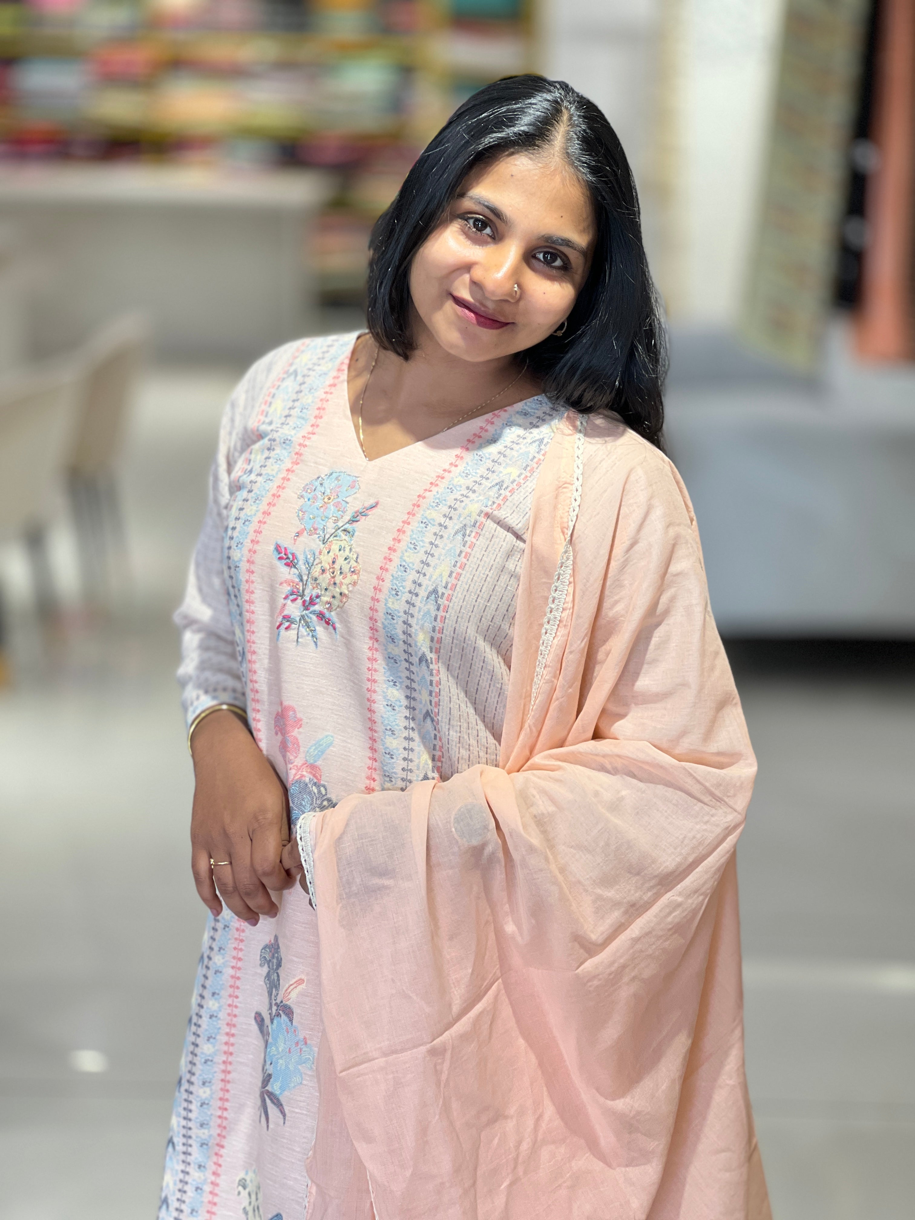 Thread Weaving Floral Patterned Cotton Kurta Set | AFD125