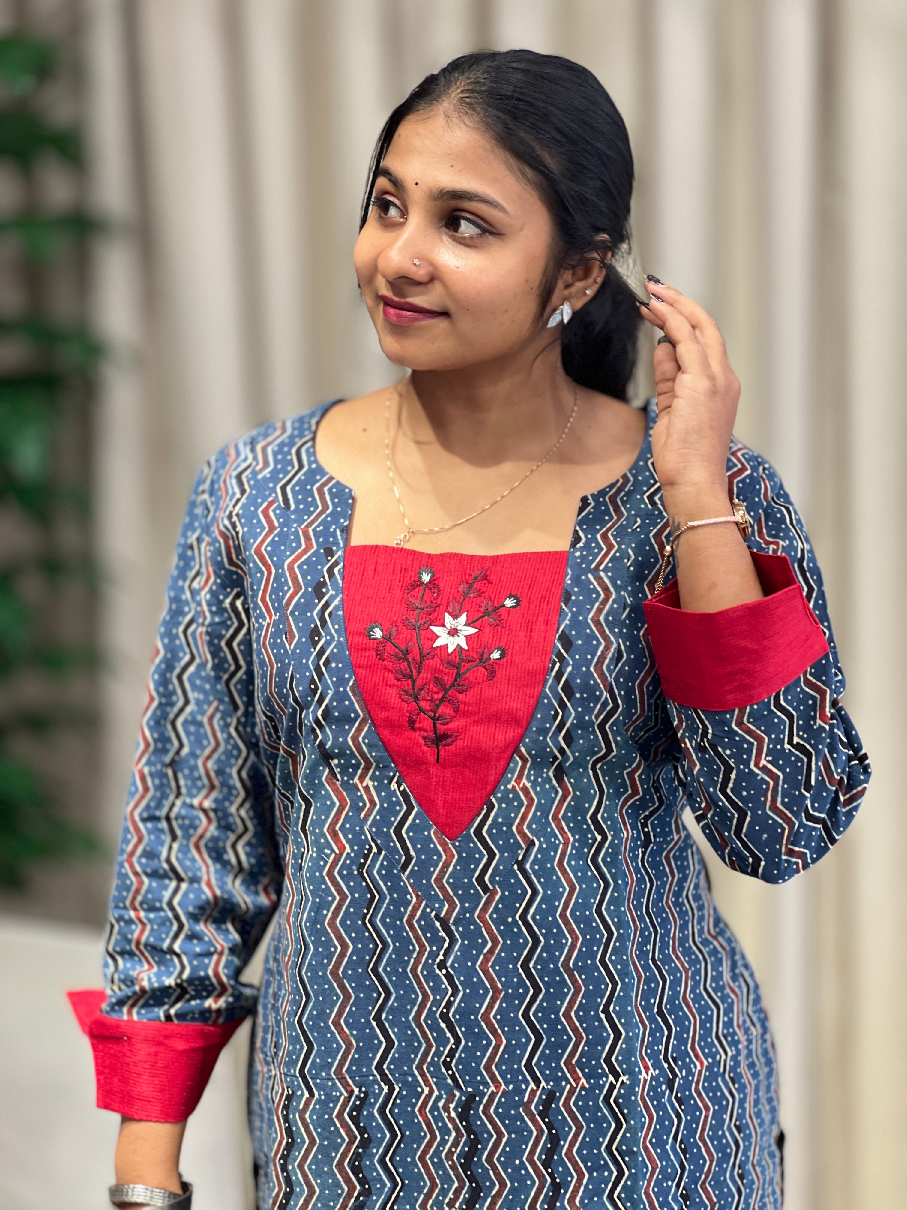 Stripe Zigzag Pattern Cotton Kurta | DNT991