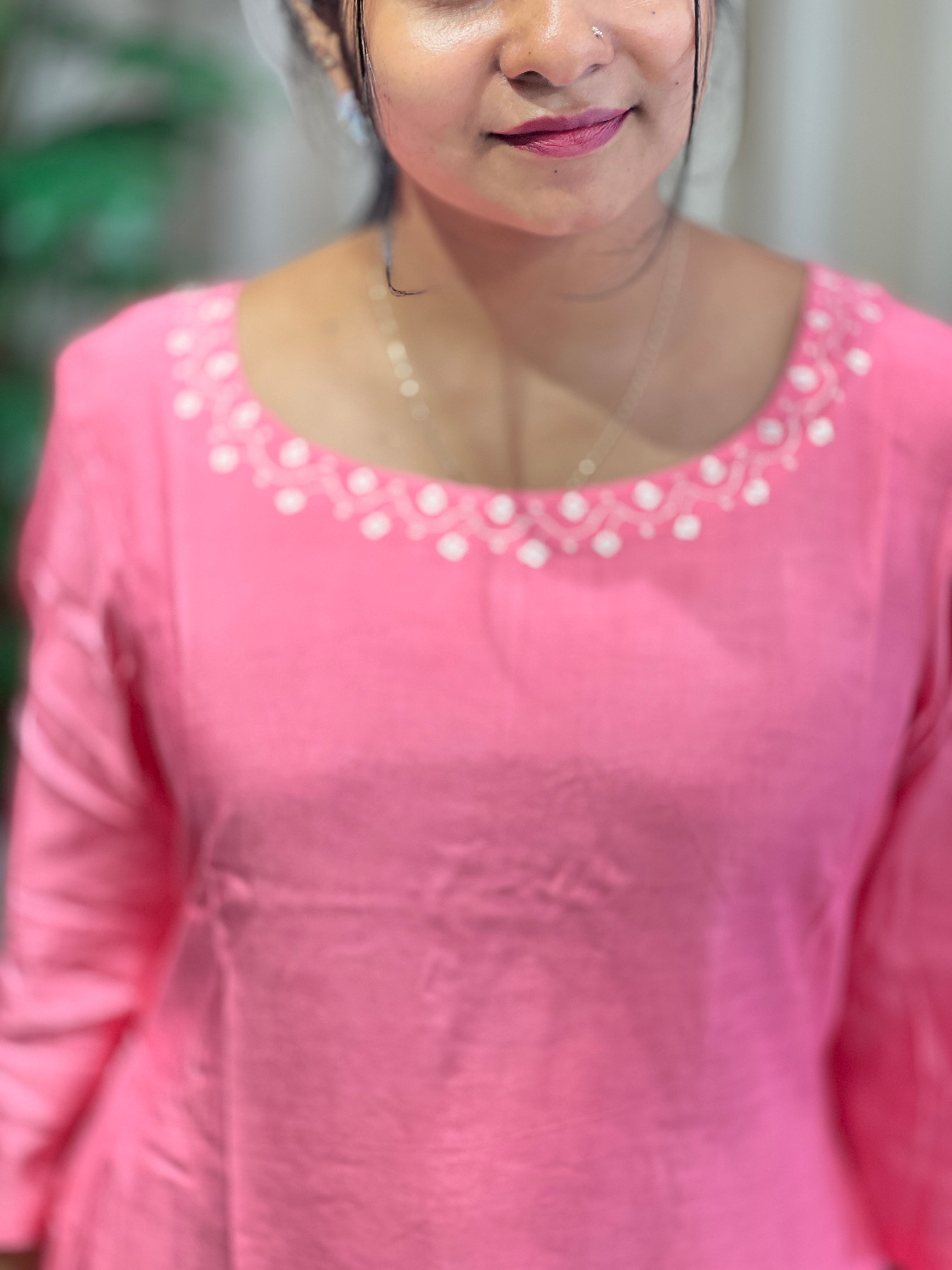 Machine Embroidery Pattern Semi Silk Kurta | DNT977