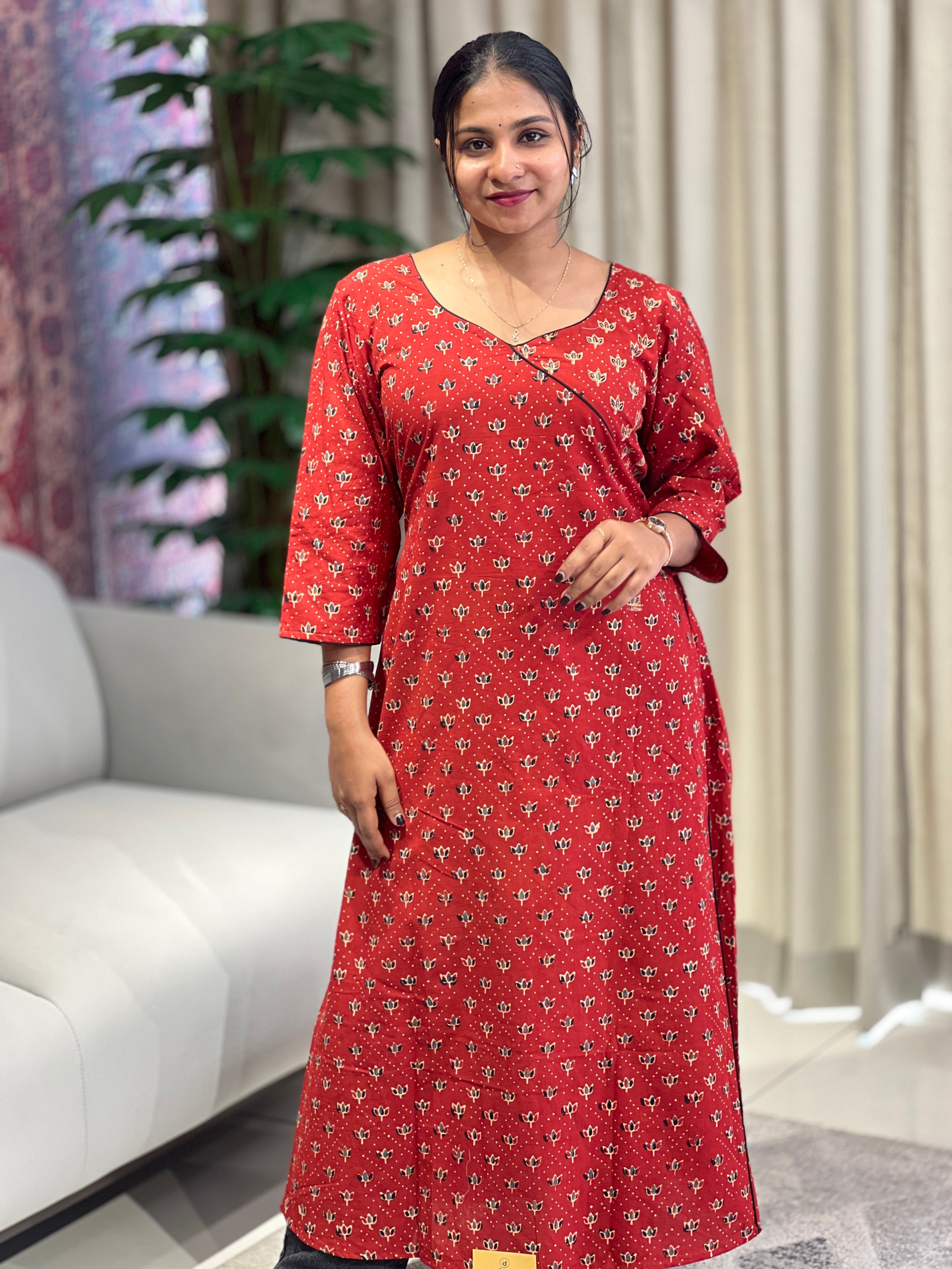 Floral Pattern Cotton Kurta | DNT975