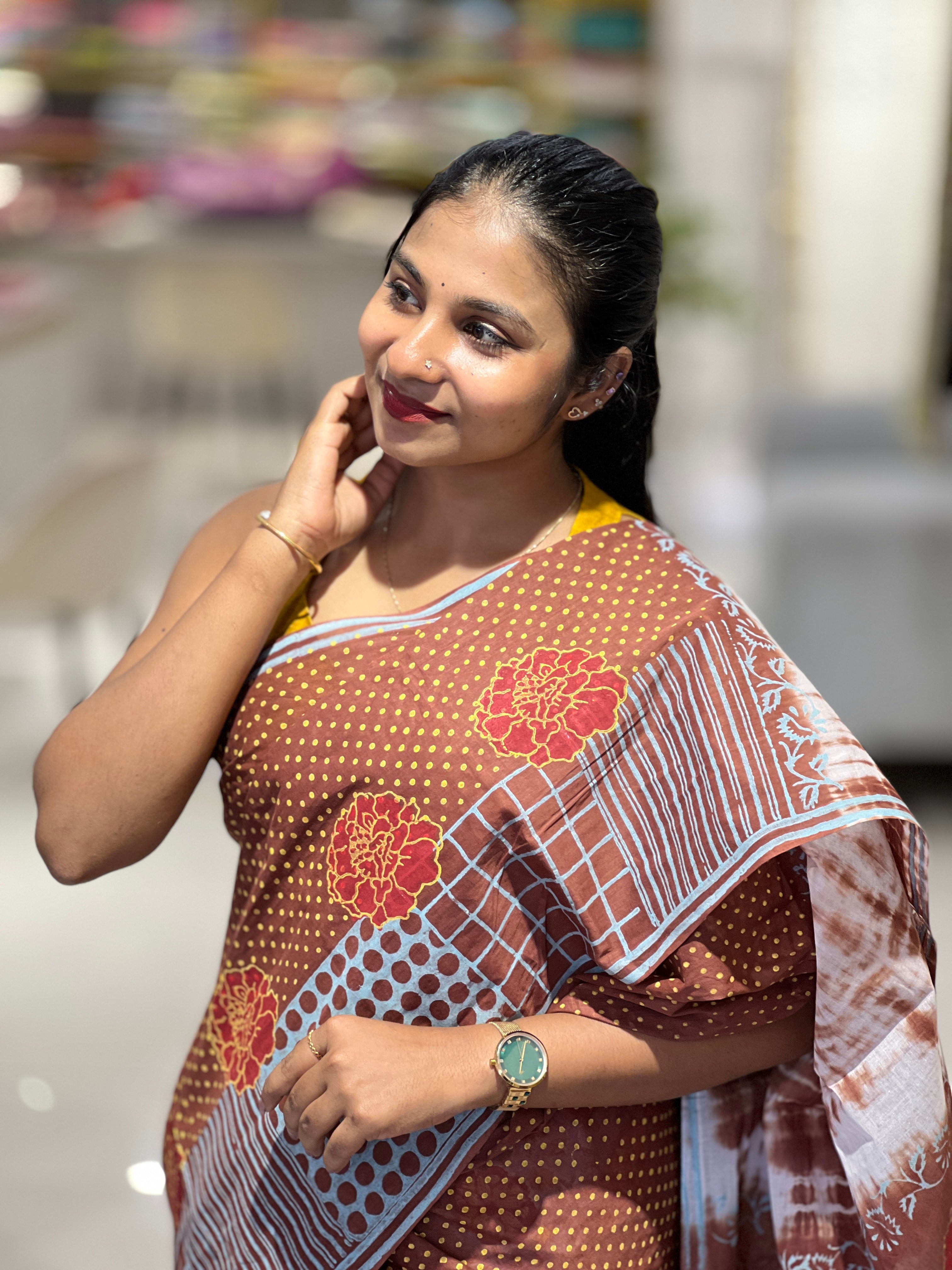 Printed Dot patterned Cotton Saree | SFA111