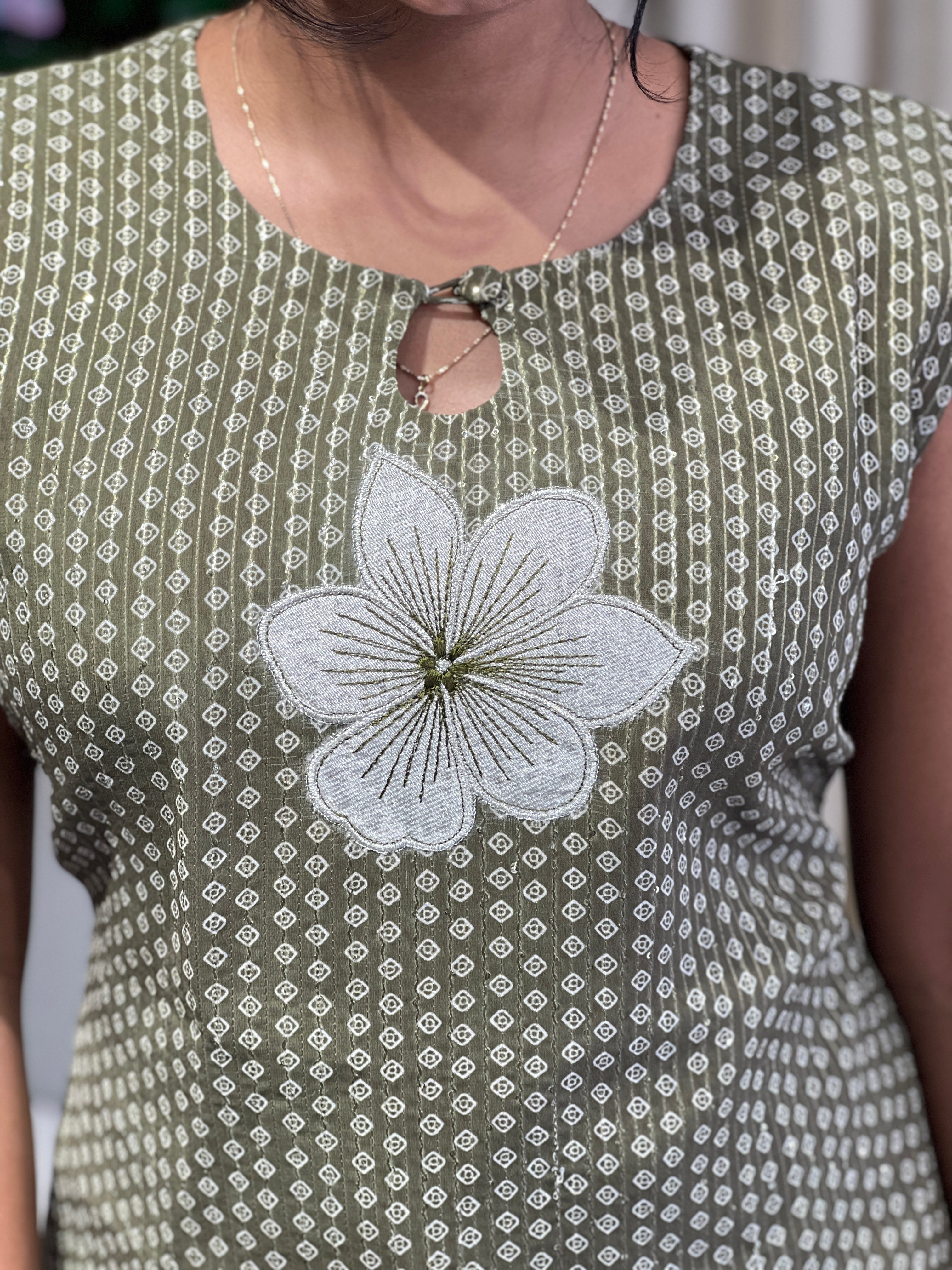 Applique Detailing Georgette Short KurtaDNT1002