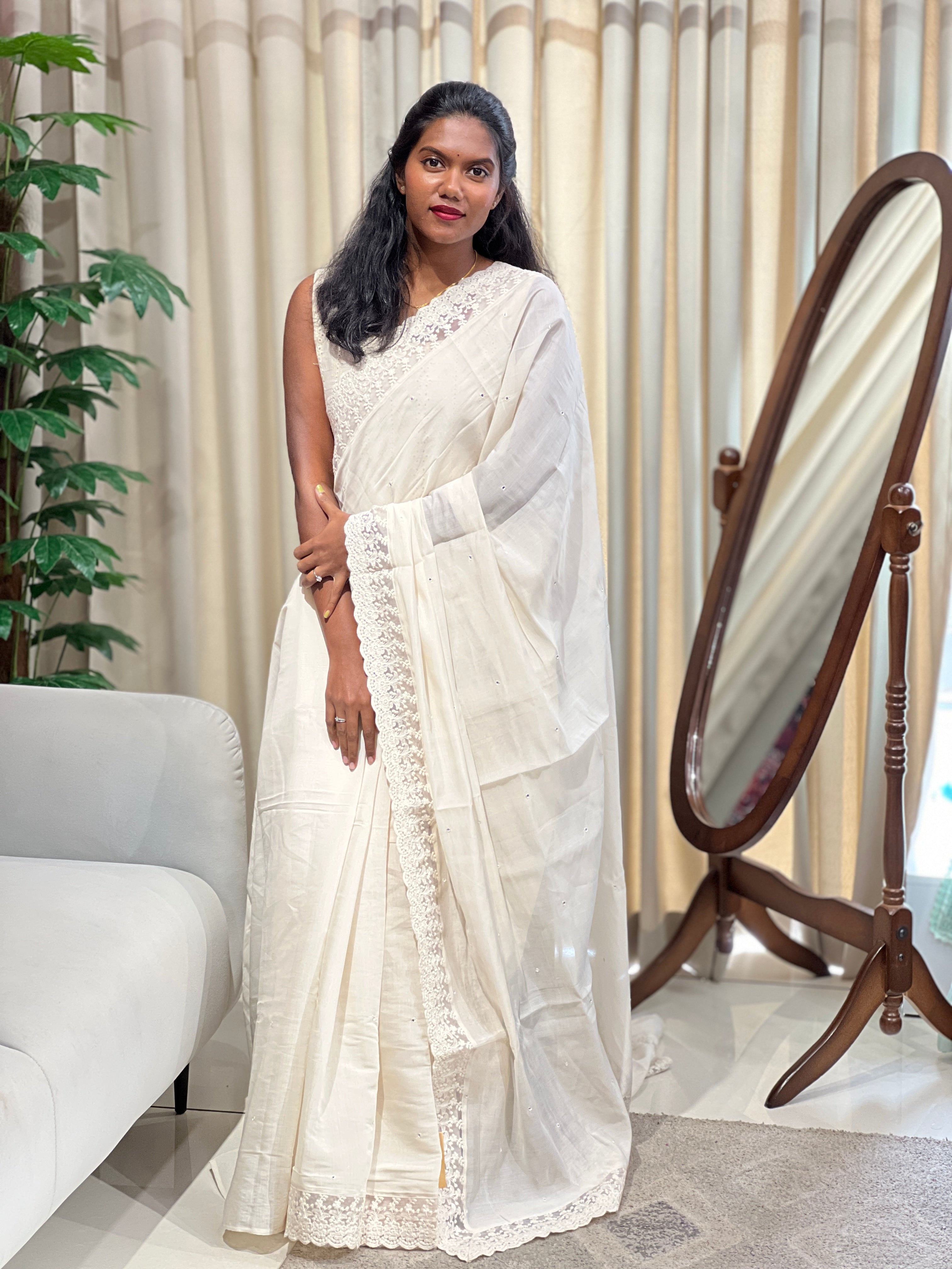 Mirror Work With Lace Detailed Viscose Organza Saree | BLD2132