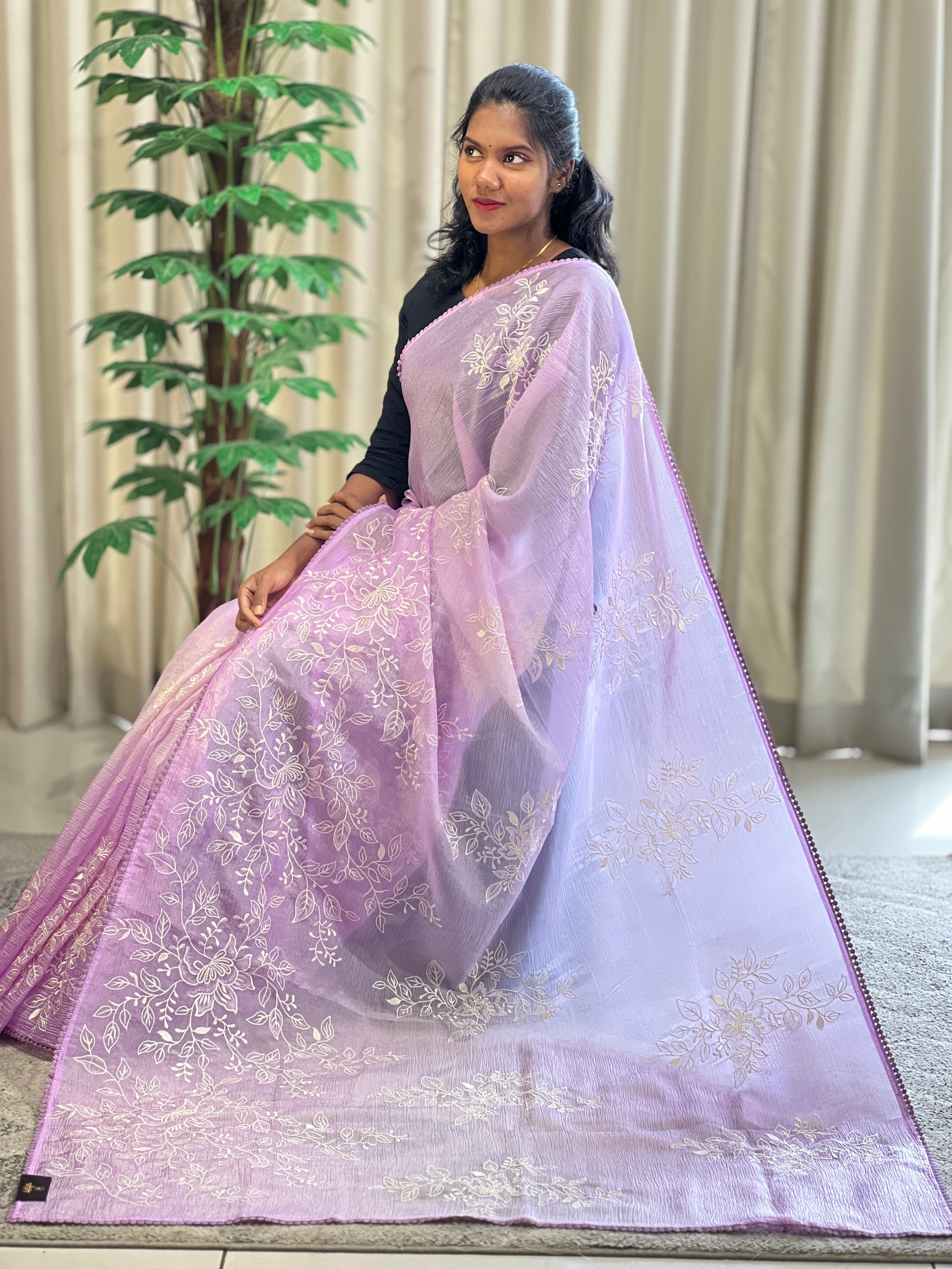 Floral Embroidery Shaded Patterned Crushed Organza Saree | BLD1480