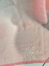 Floral Embroidery Shaded Patterned Crushed Organza Saree | BLD1477
