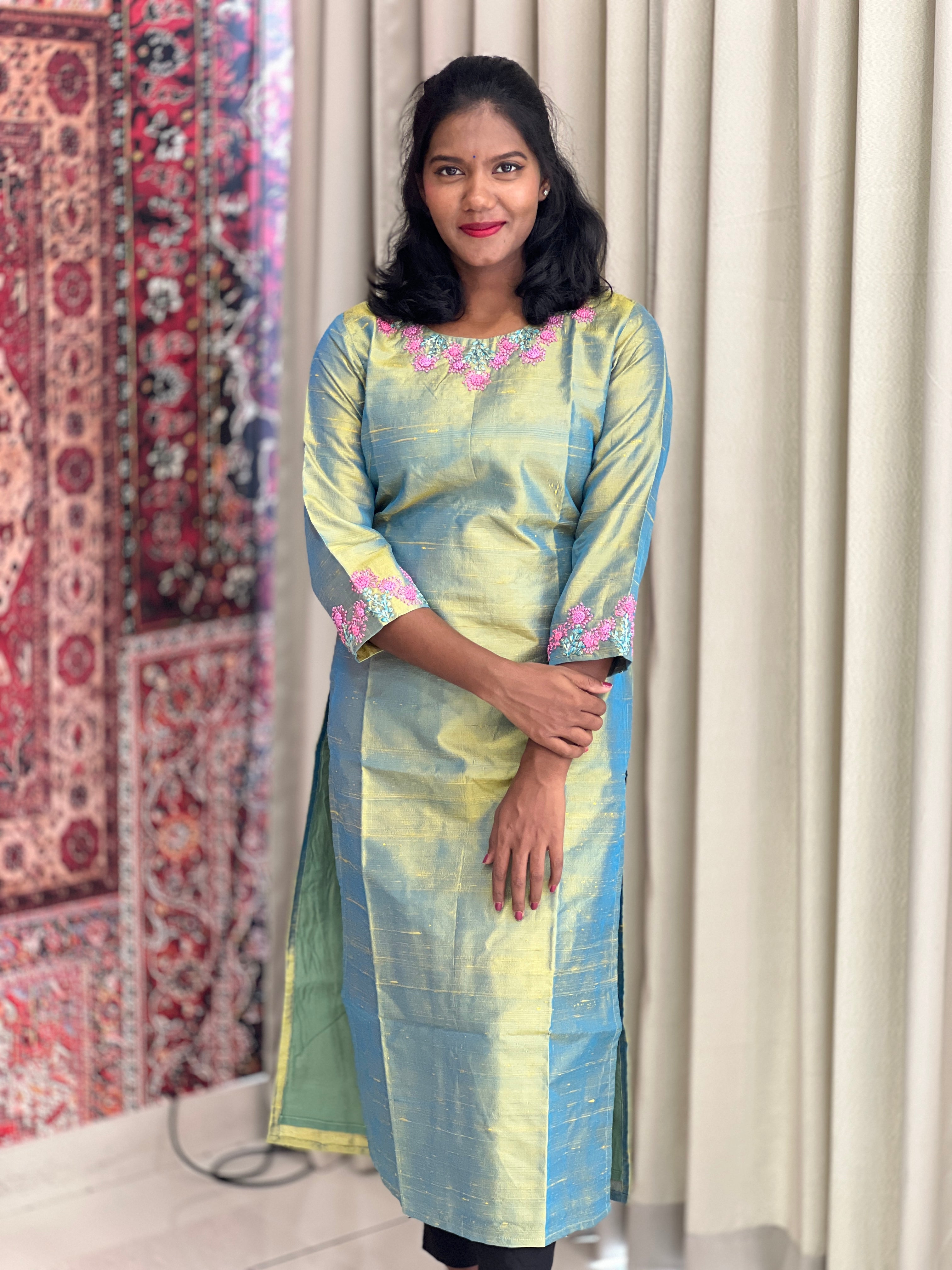Floral Thread Raw Silk Kurta | DNT188
