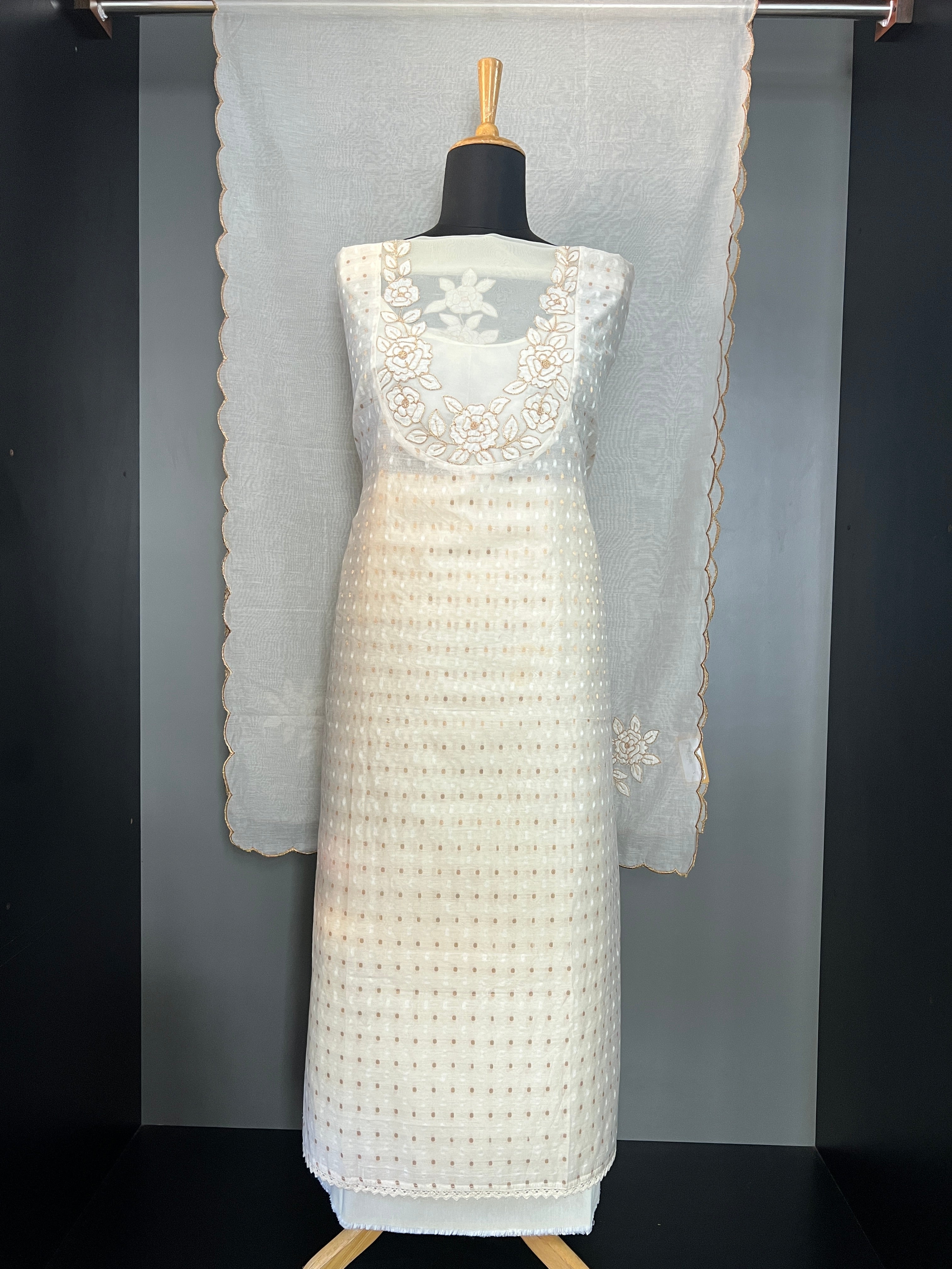 Embroidered Organza Salwar Set | JSC604