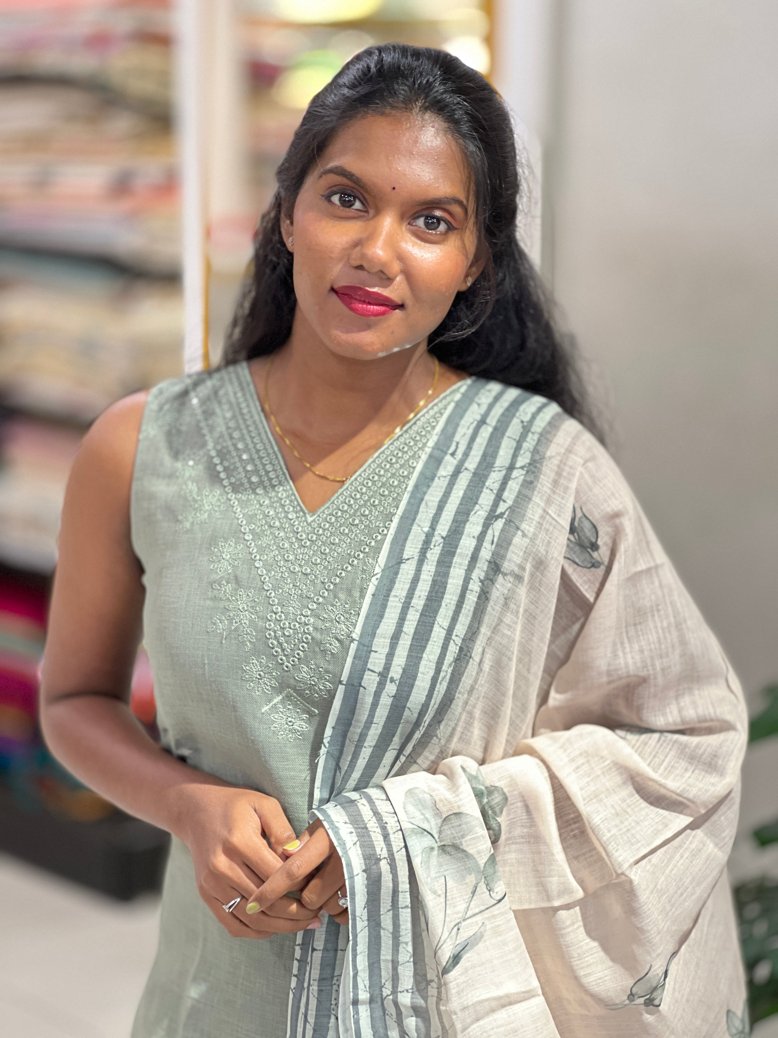 Embroidery Detailed Linen Finish Kurta Set | NAI153