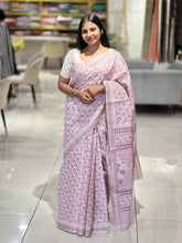 Stripe With Floral Jaal Print Detailed Cotton Saree | VDA209
