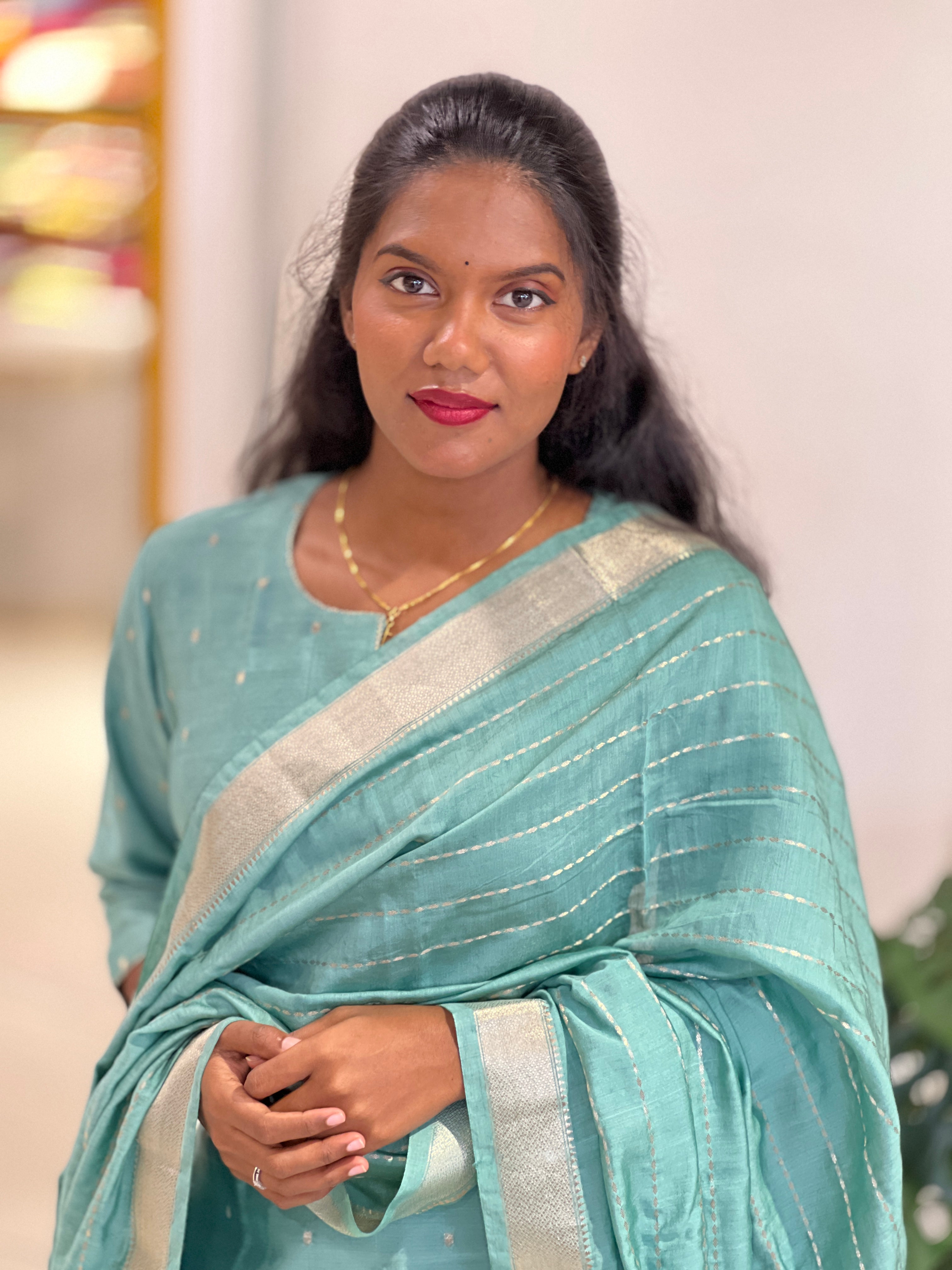 Banarasi Butta Detailed Chanderi Finish Kurta Set | YNG1156