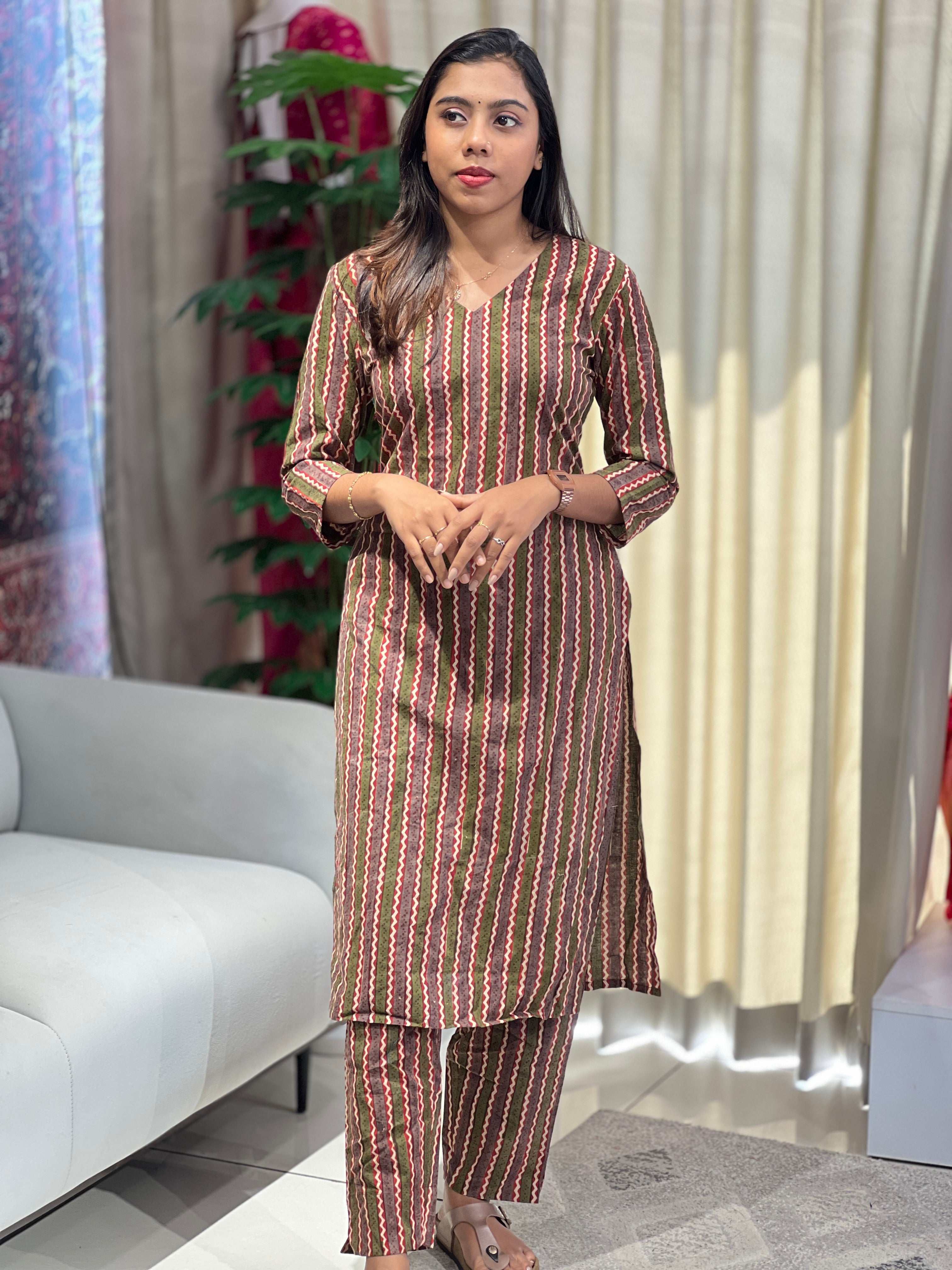 Stripes With Zigzag Pattern Cotton Kurta Set | DNT805