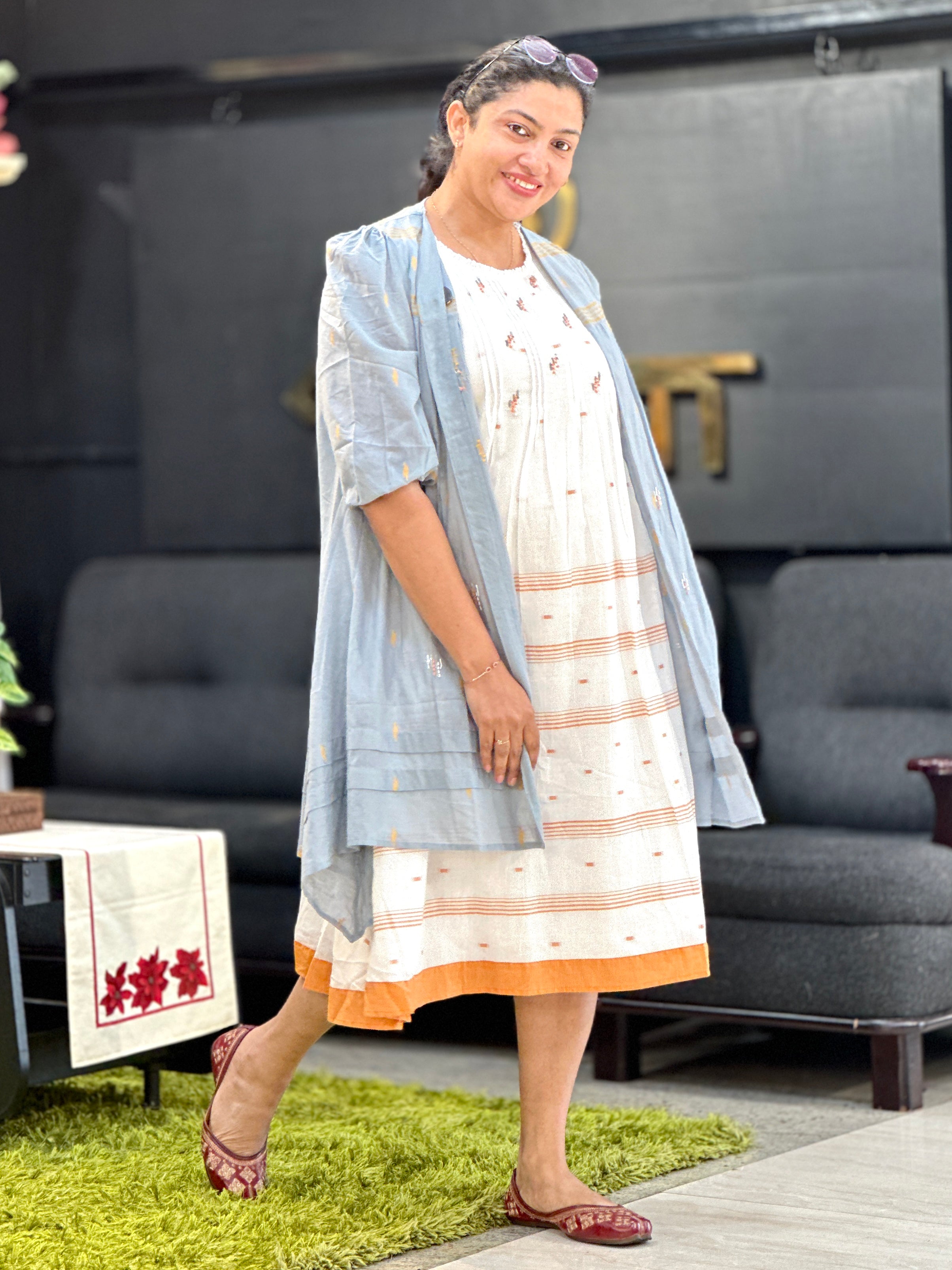 Embroidery Detailed Cotton Kurta | PGI339