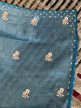 Floral Embroidery Crushed Organza Saree | SHC137