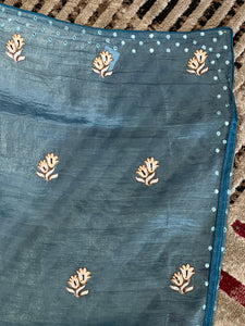 Floral Embroidery Crushed Organza Saree | SHC137