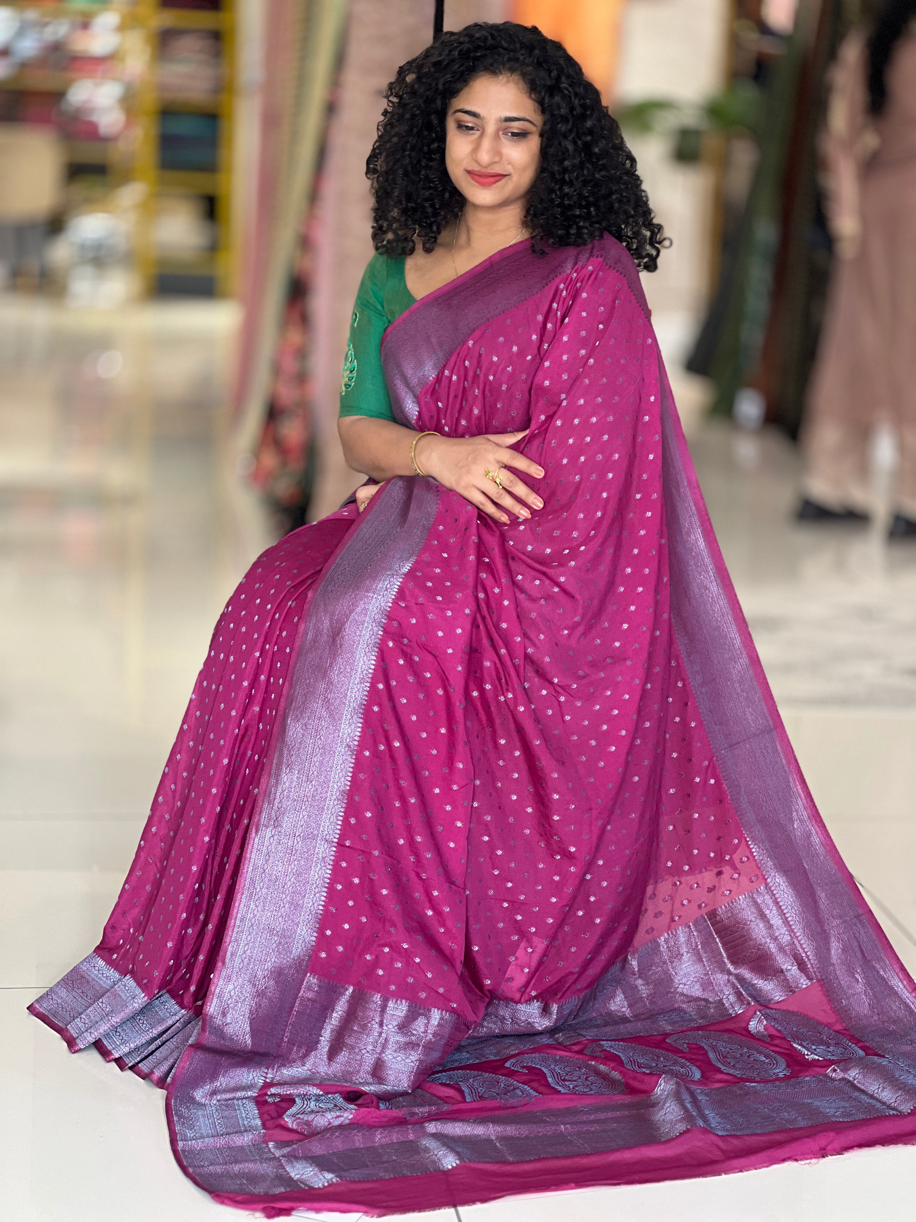 Banarasi Patterned Warm Silk Saree | YNG463