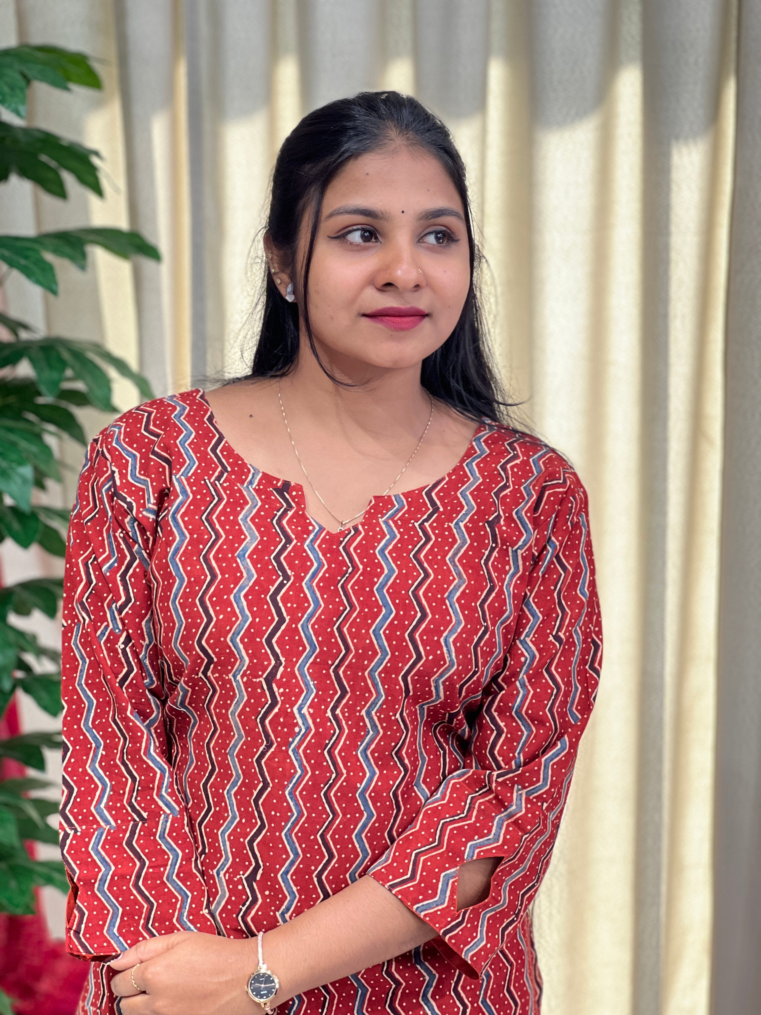 Zigzag With Dotted Pattern Cotton Kurta | RMLA207