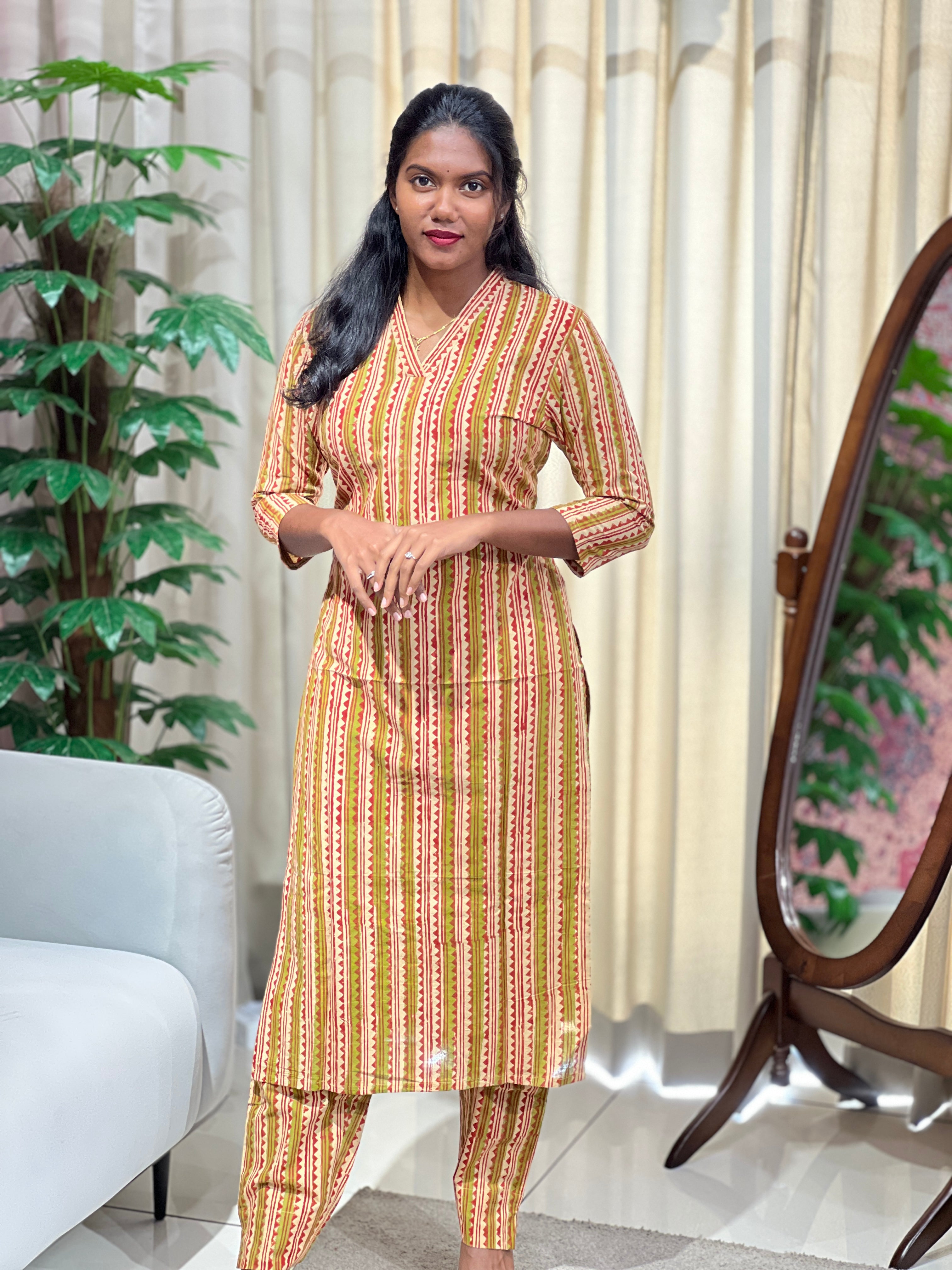 Stripe Printed Cotton Kurta Set | DNT1152
